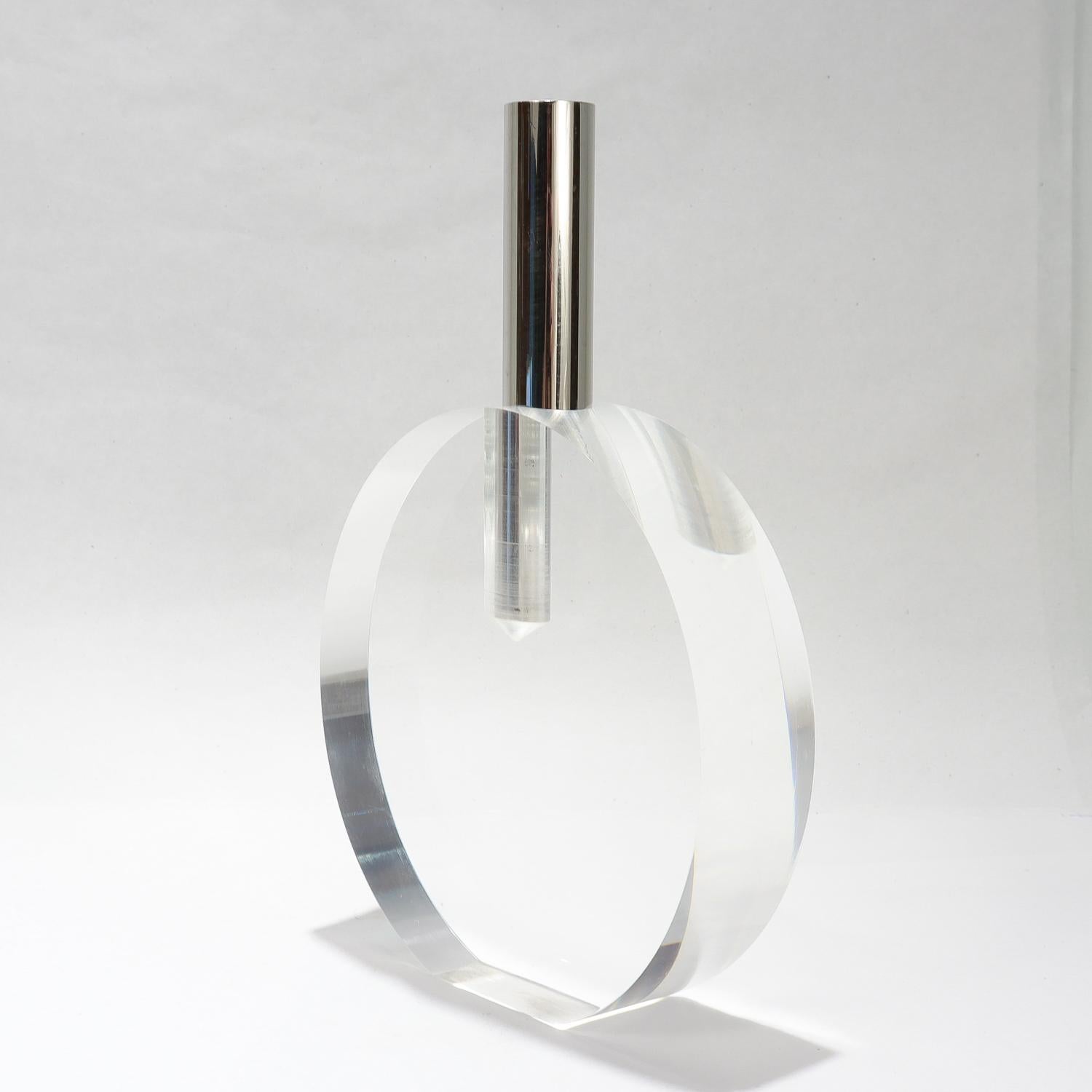 italien Vase moderniste en lucite et acier inoxydable (flanque lumineux) signé Gabriella Crespi en vente