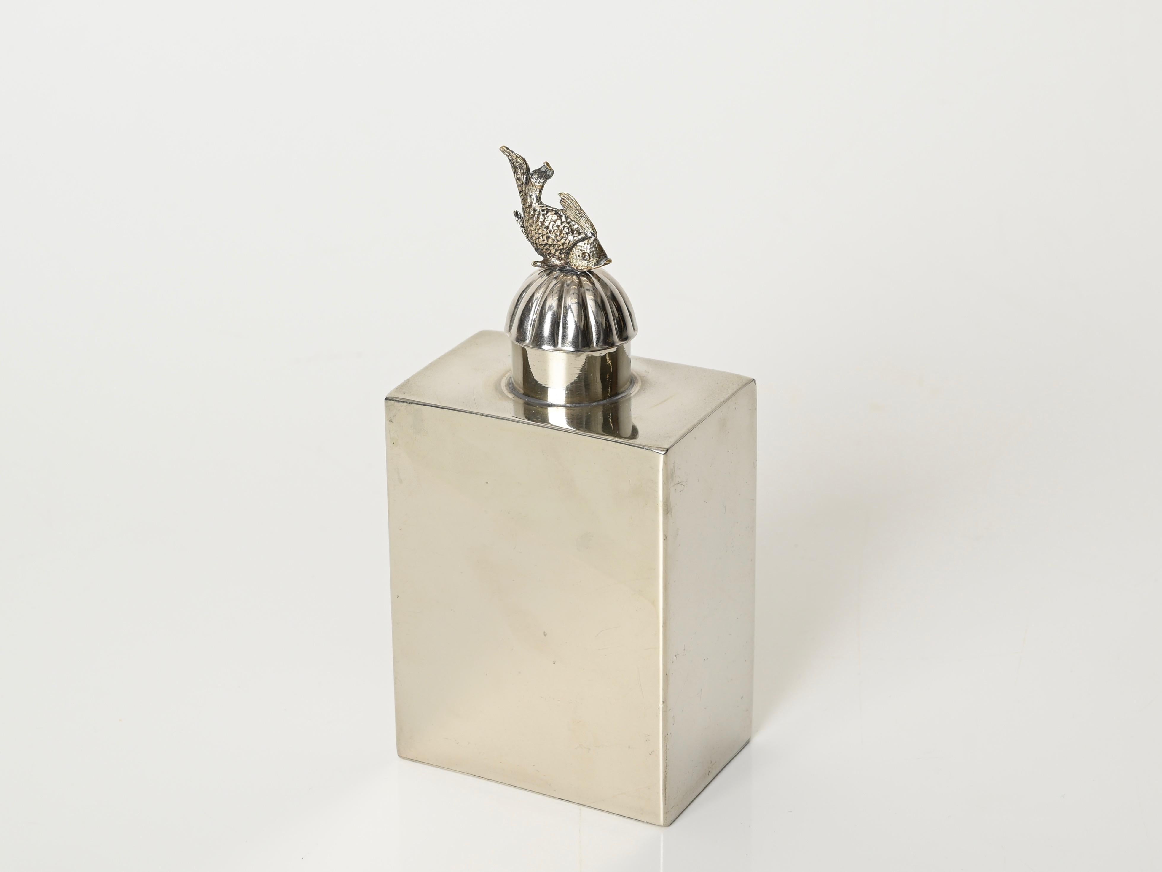 XX secolo Bottiglia decorativa per pesci firmata Gabriella Crespi, placcata in argento, Italia, anni '70 in vendita