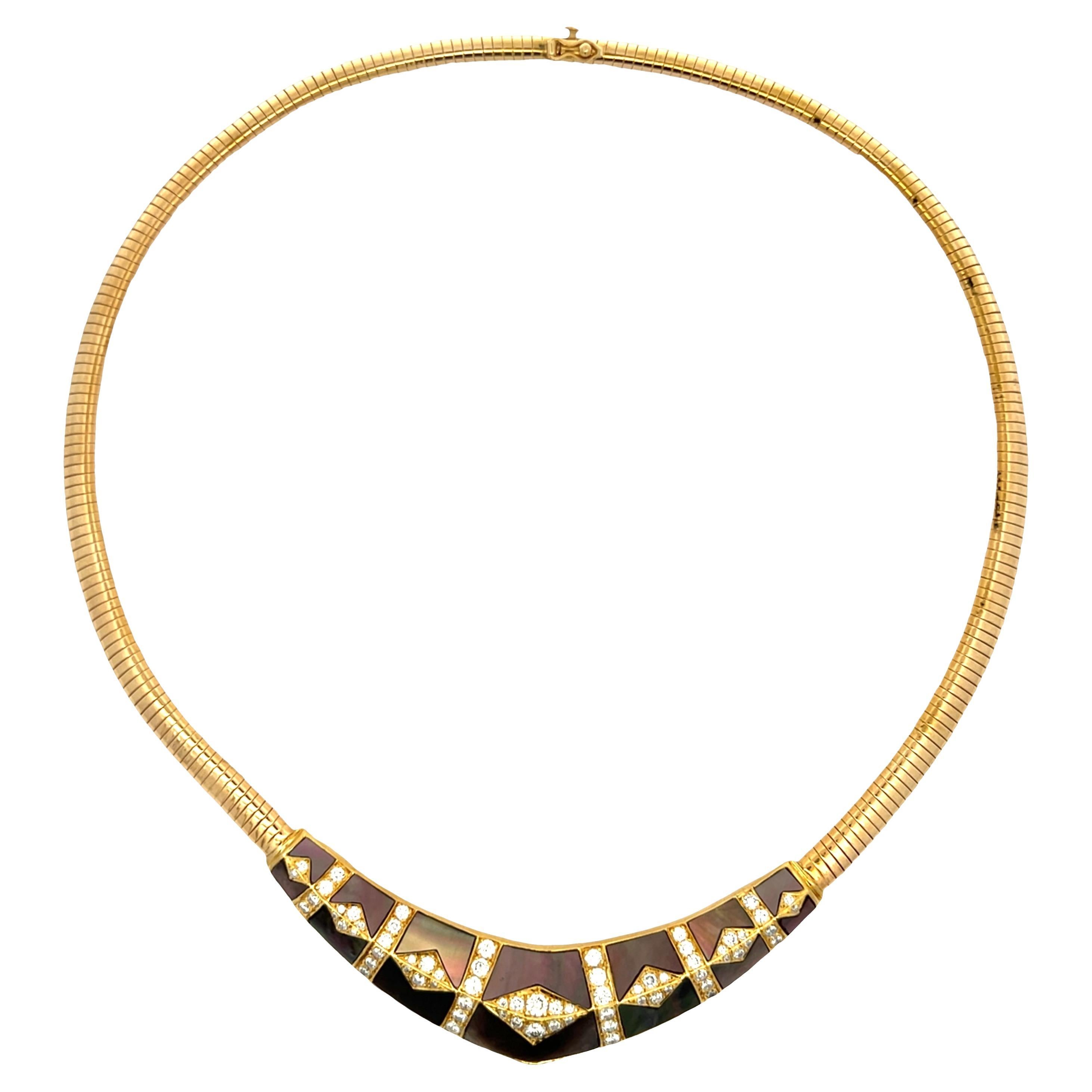 Collier en tubogas signé Gem Lok 18K, diamants et nacre brune Mos