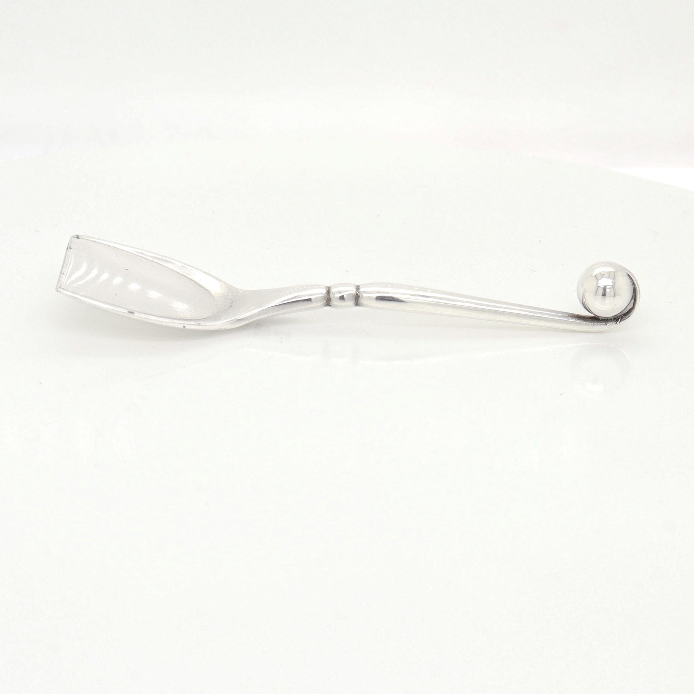 Paire de poivrières et de salières en argent signé Georg Jensen #2A en vente 11