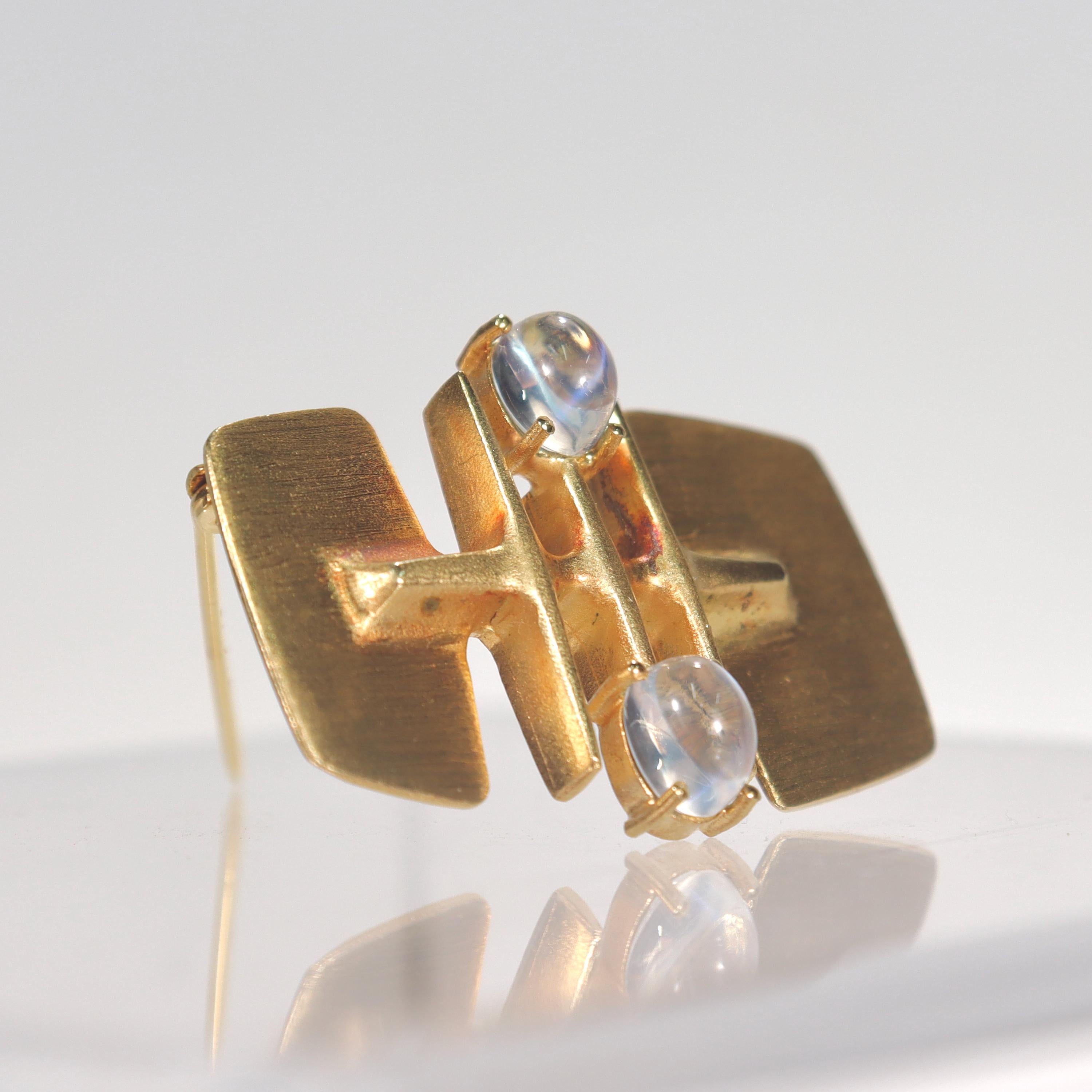 Signed German Modernist 14K Gold & Moonstone Brooch In Good Condition In Philadelphia, PA