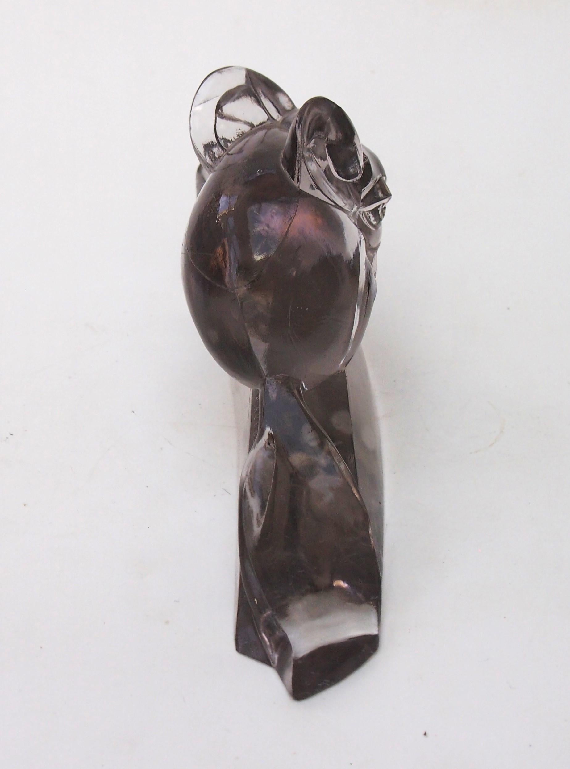 Signed Glass Statuette of a Long Tailed Chinchilla by Andre Hunebelle c1920 In Good Condition For Sale In Worcester Park, GB