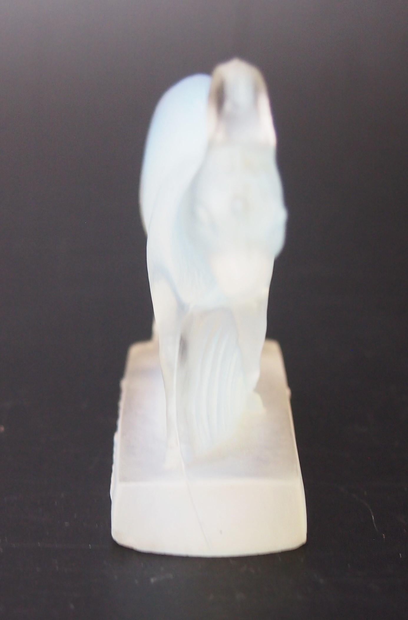 Début du 20ème siècle Statuette en verre signée d'un petit cerf par Cesari vers 1920 en vente