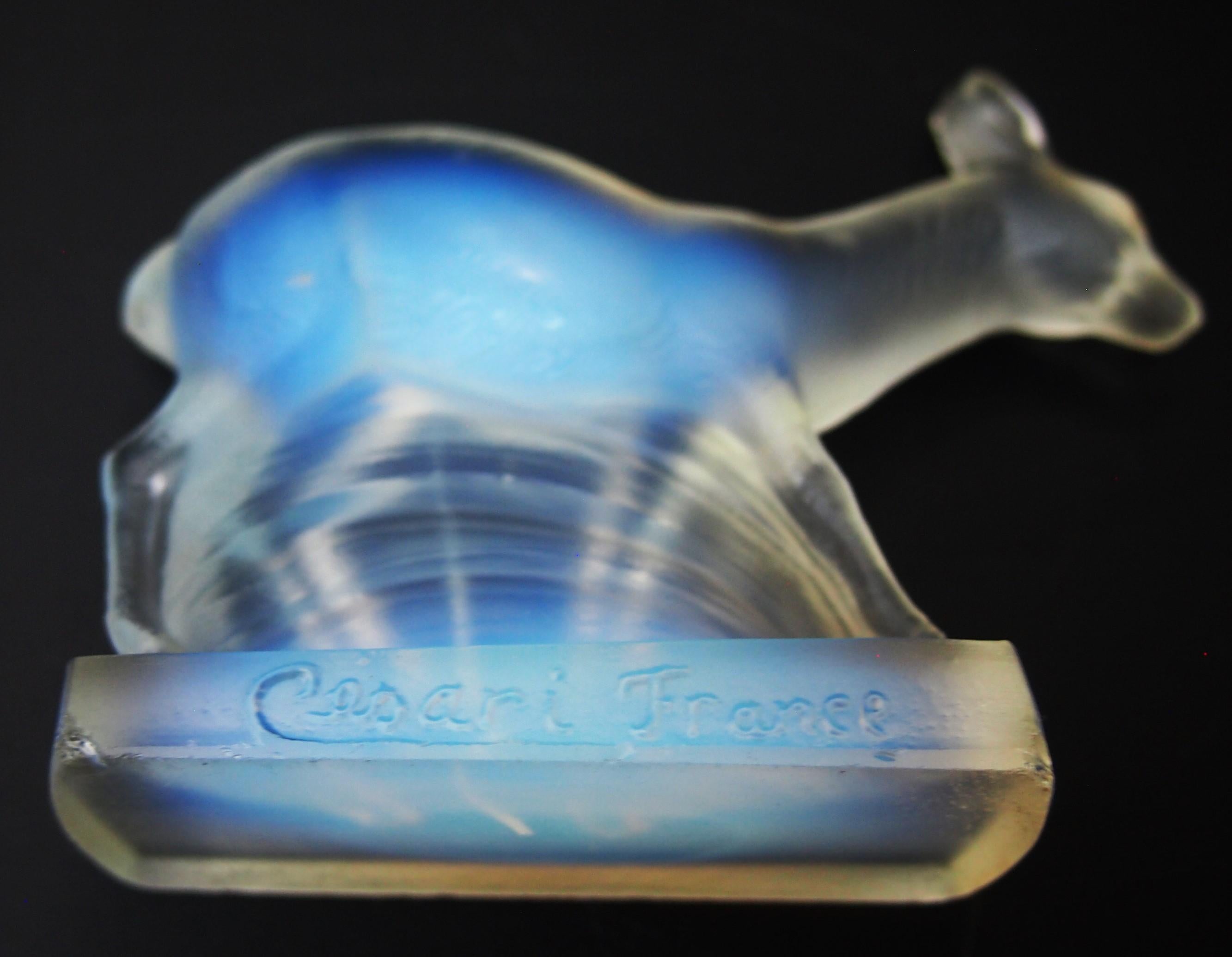 Verre d'art Statuette en verre signée d'un petit cerf par Cesari vers 1920 en vente