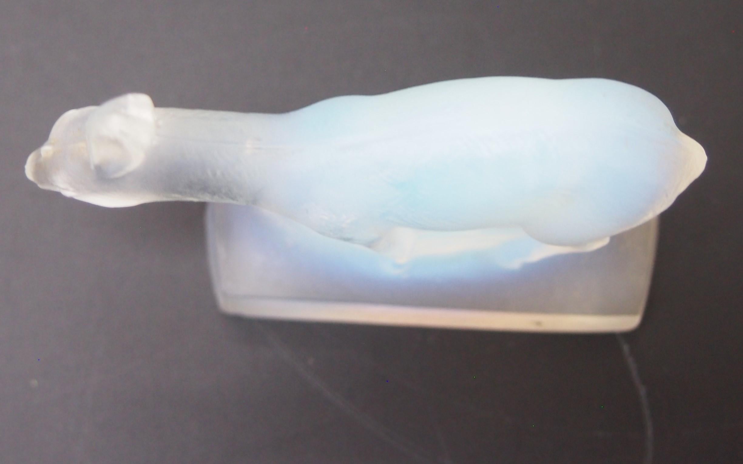 Statuette en verre signée d'un petit cerf par Cesari vers 1920 en vente 1