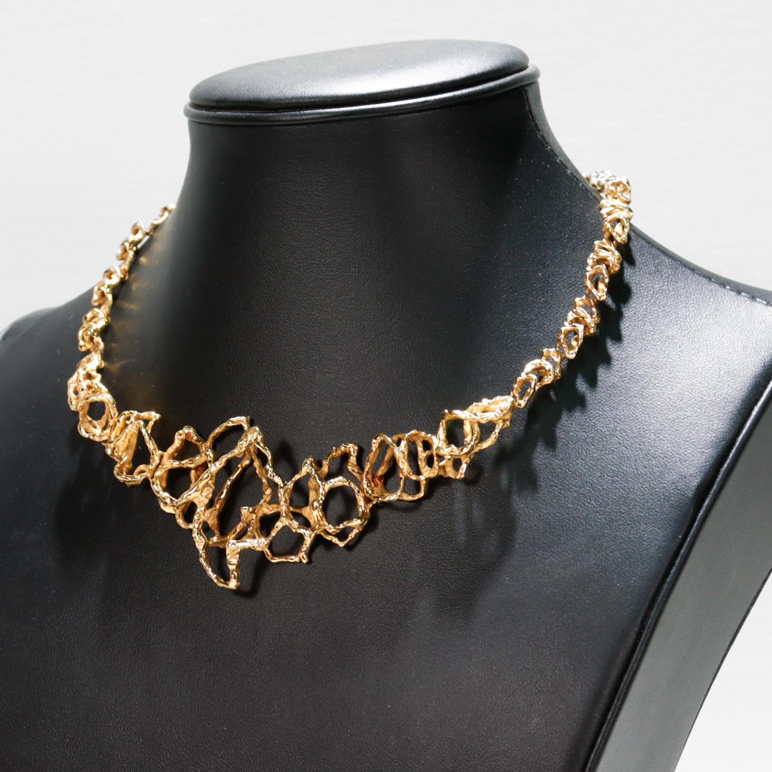 Collana girocollo brutalista in oro 18 carati firmata Gueblin A Link in vendita 11