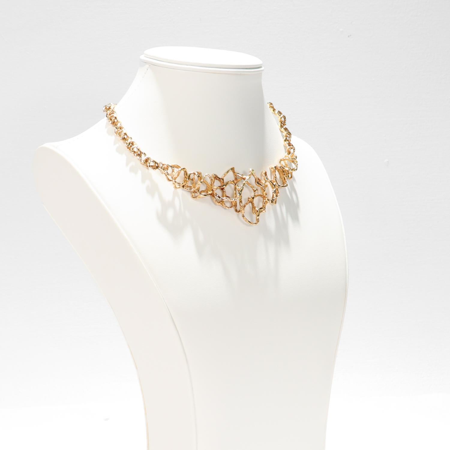 Collana girocollo brutalista in oro 18 carati firmata Gueblin A Link In condizioni buone in vendita a Philadelphia, PA