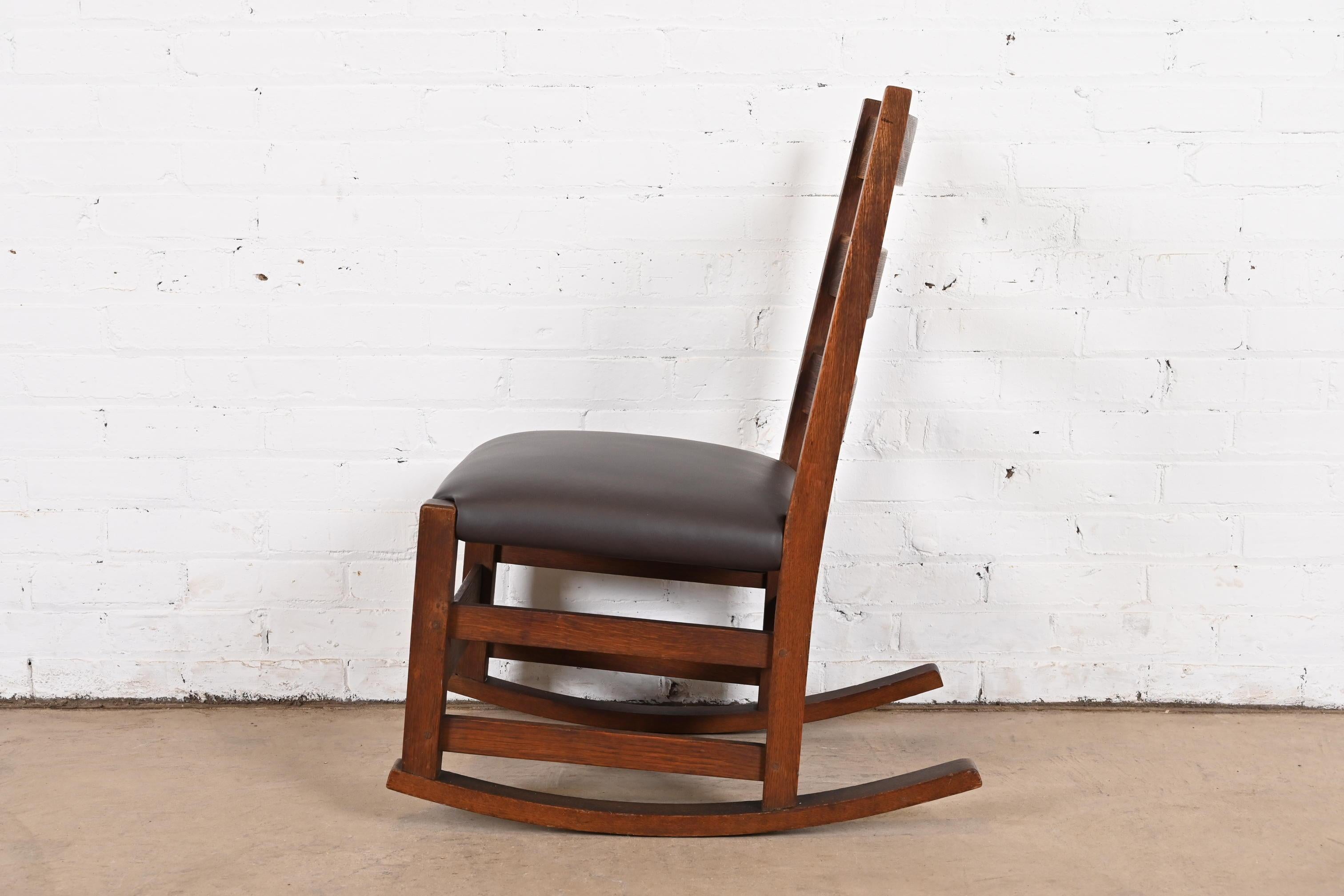 Signed Gustav Stickley Antique Mission Oak Arts & Crafts Sewing Rocking Chair For Sale 5