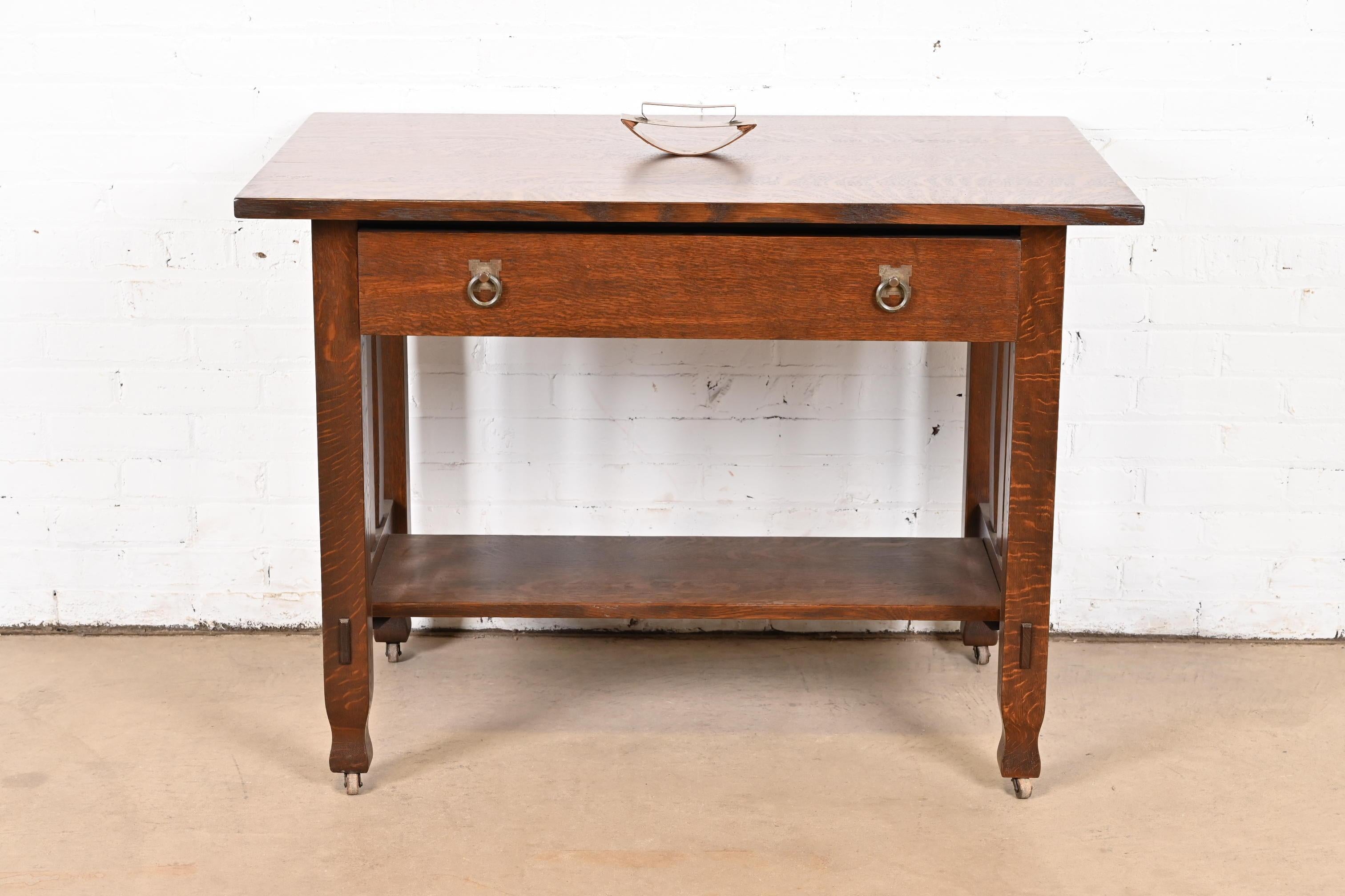 Chemisier à bascule en cuivre martelé signé Gustav Stickley Arts & Crafts en vente 3
