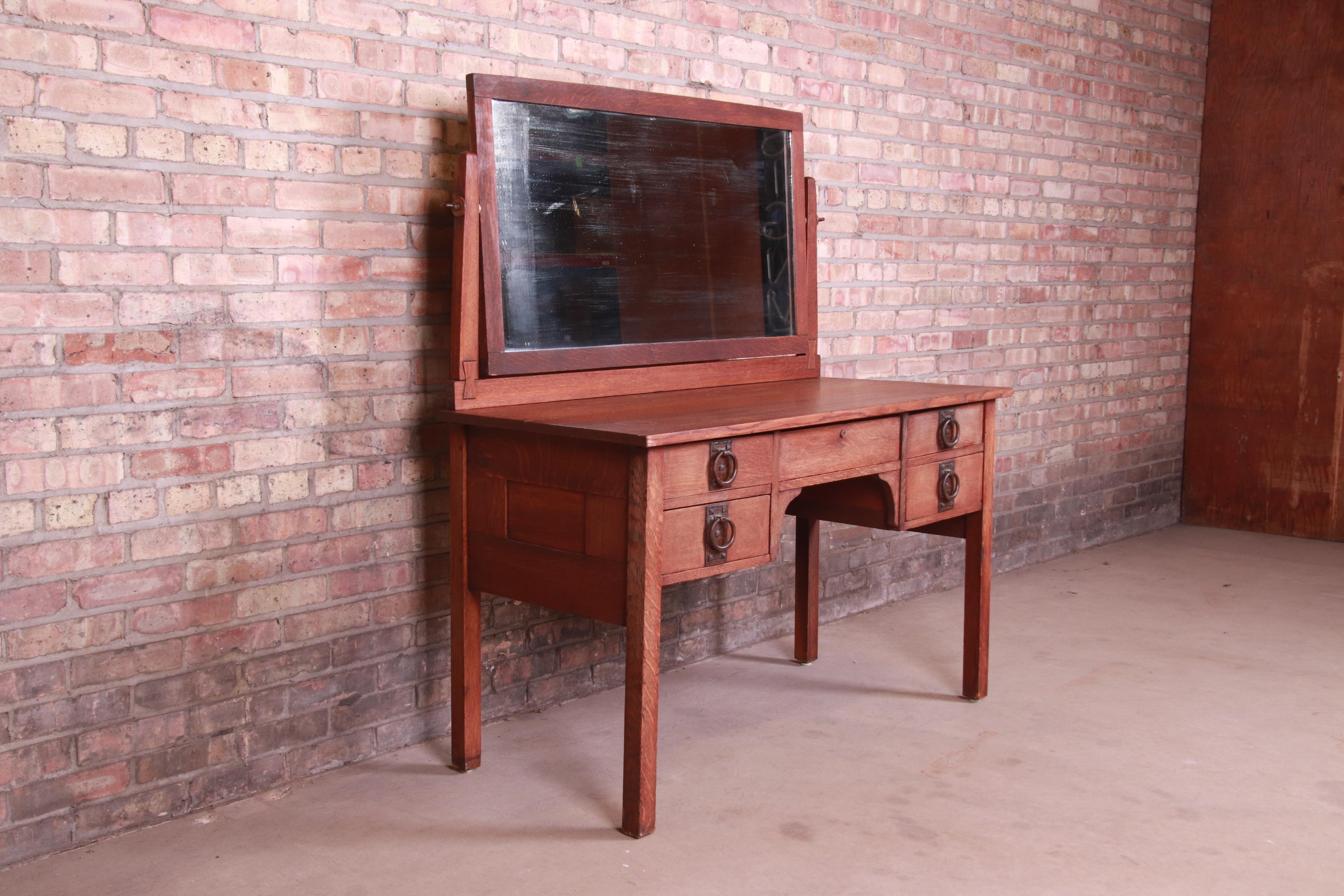 arts and crafts dressing table