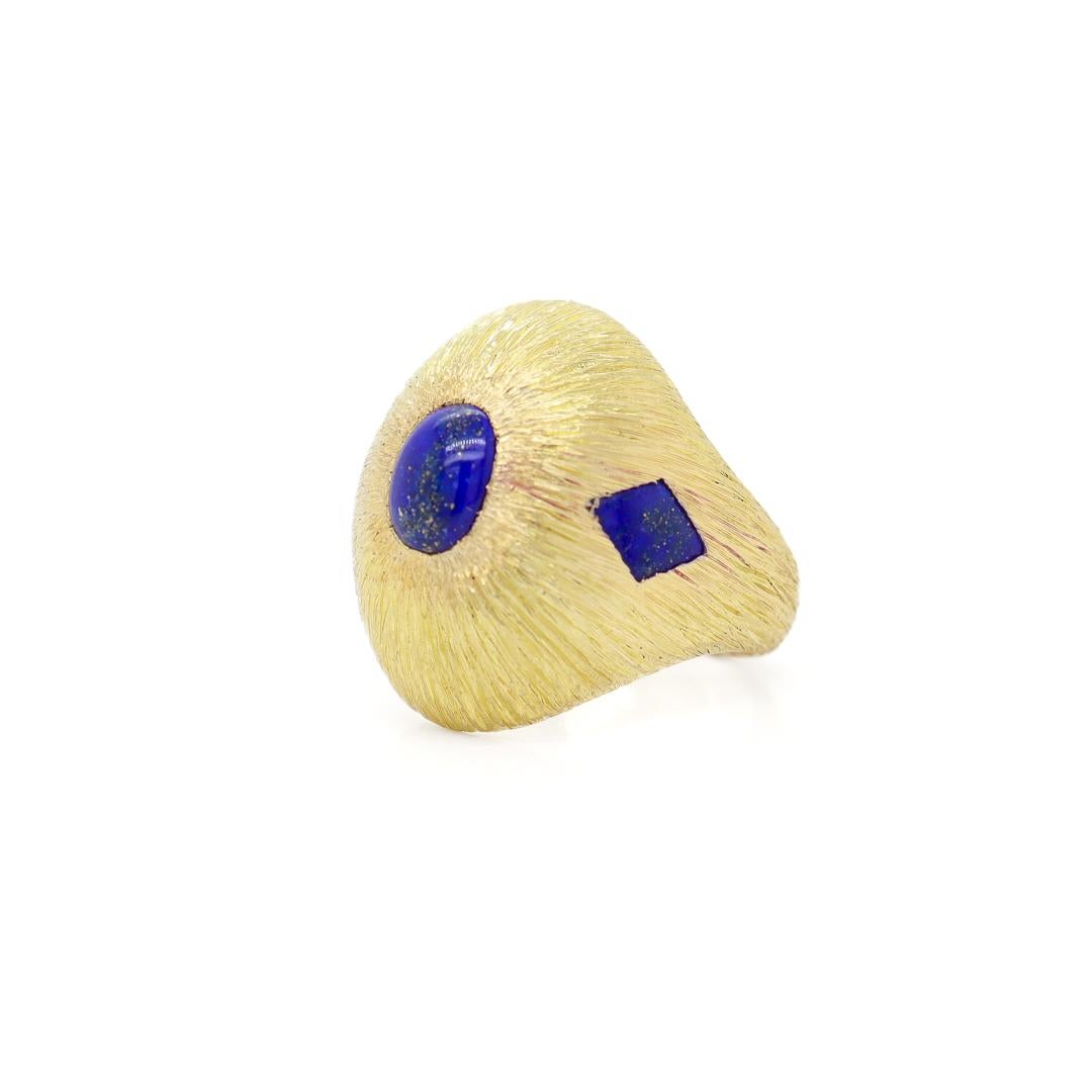 Cabochon Signed H. Stern Mid-Century Modern 18k Brushed Gold & Lapis Domed Cocktail Ring For Sale