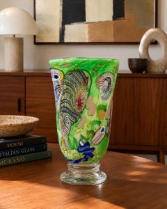 Vaso d’arte in vetro soffiato a mano, firmato, con murrina e avventurina dorata, risalente a circa