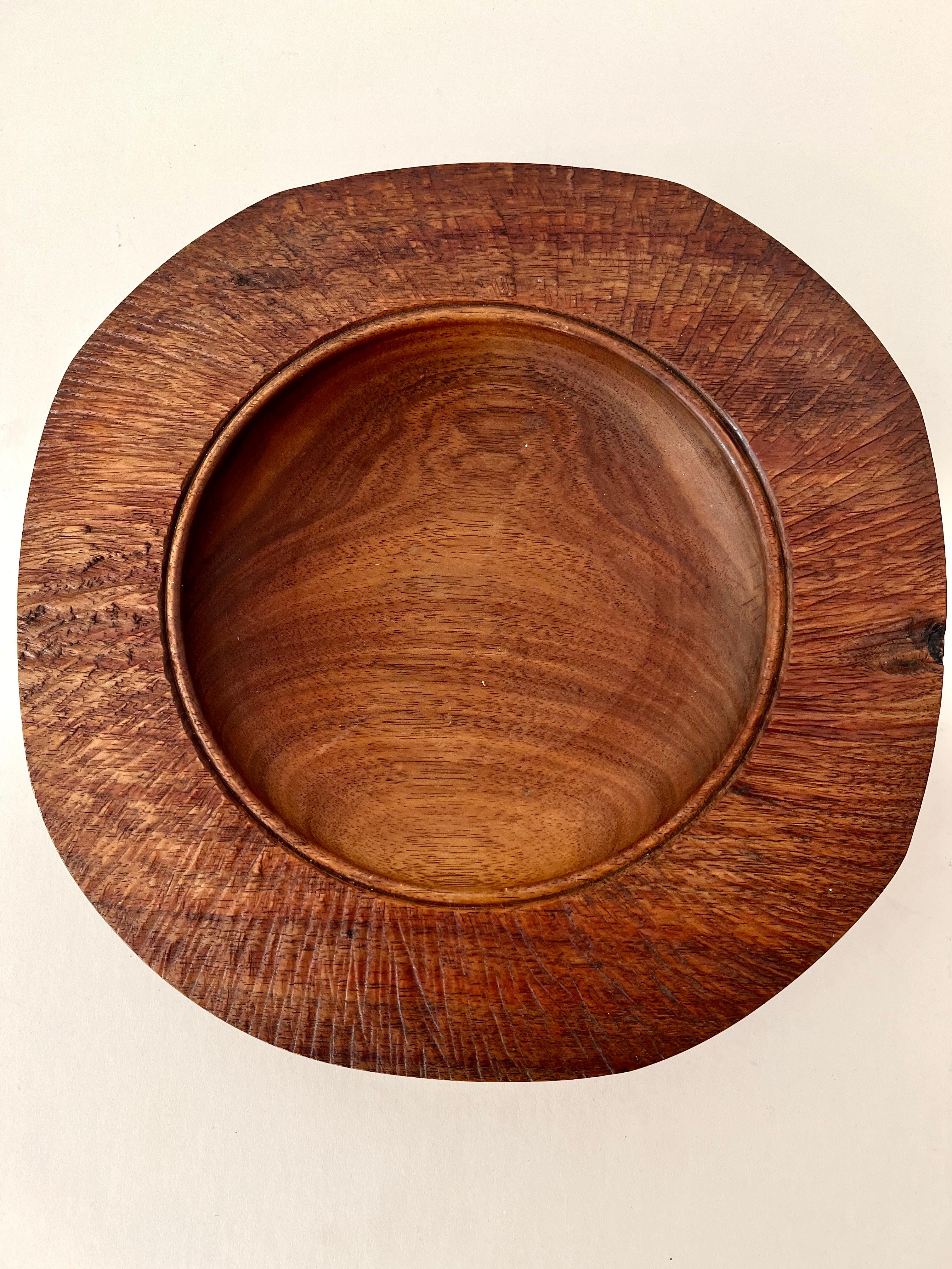 Hand-Crafted Signed Handmade New Zealand Blackwood Bowl with Rough Hewn Edges For Sale
