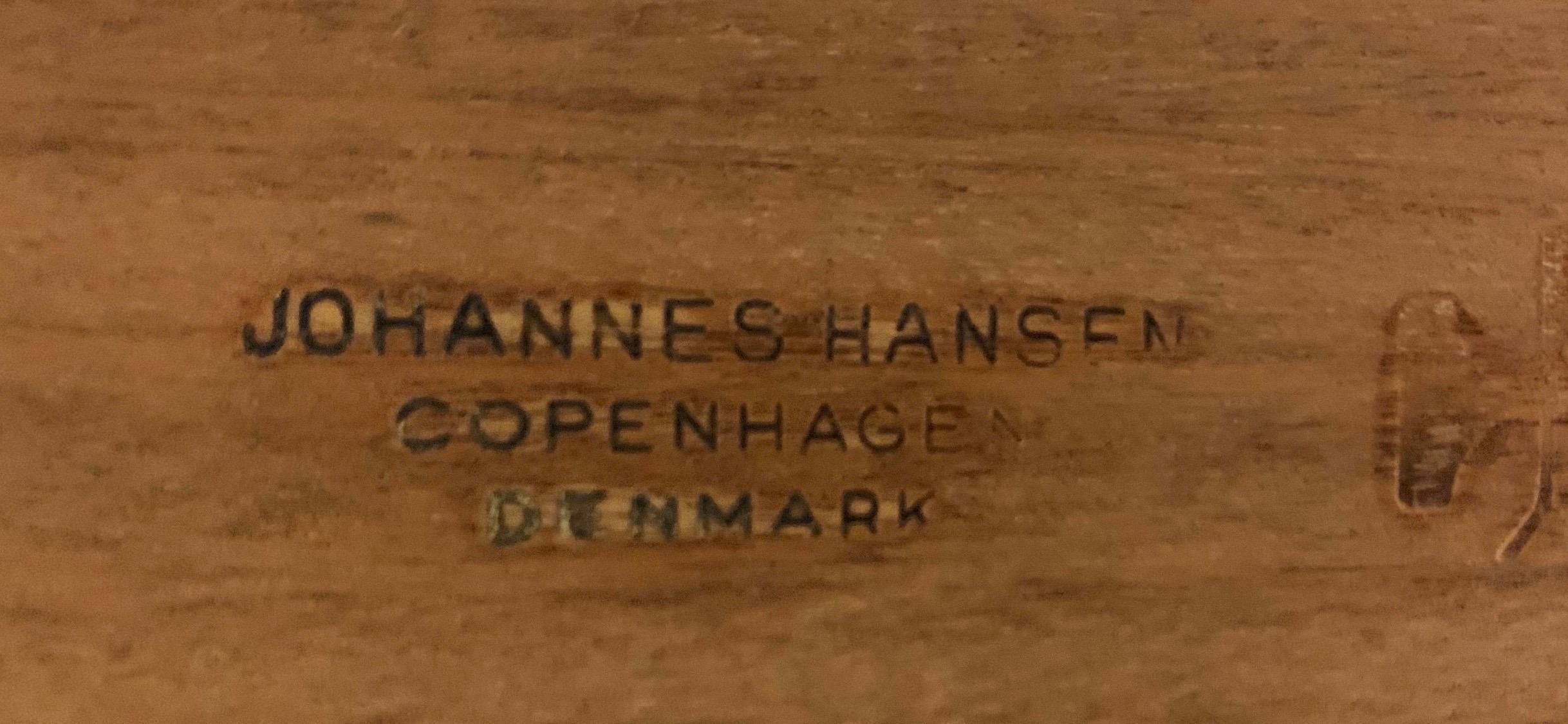 Signed Hans J. Wegner Expandable Dining Room Table for Johannes Hansen In Good Condition In West Hartford, CT