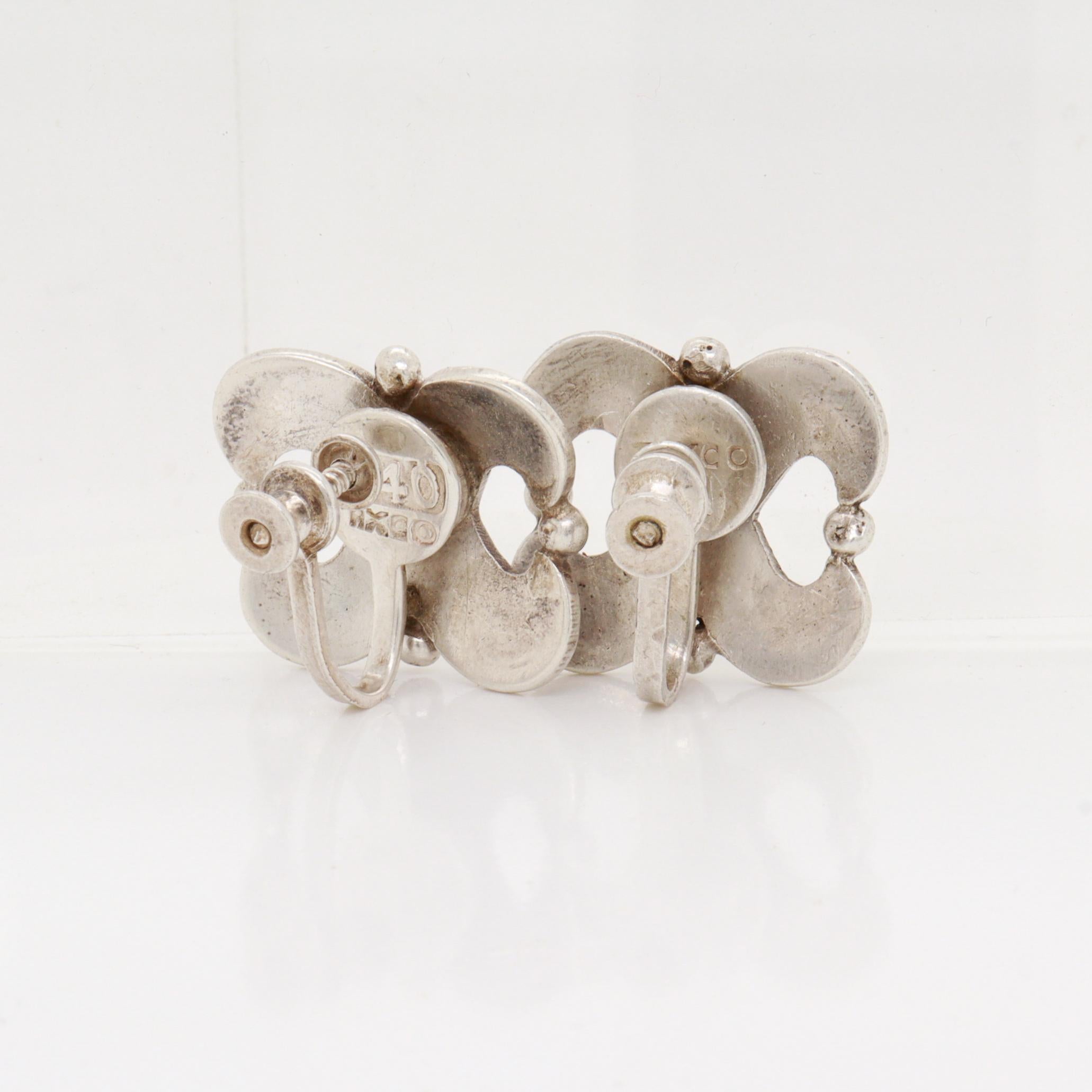 Signed Hector Aguilar Mexican Mid-Century Sterling Silver Screwback Earrings For Sale 5