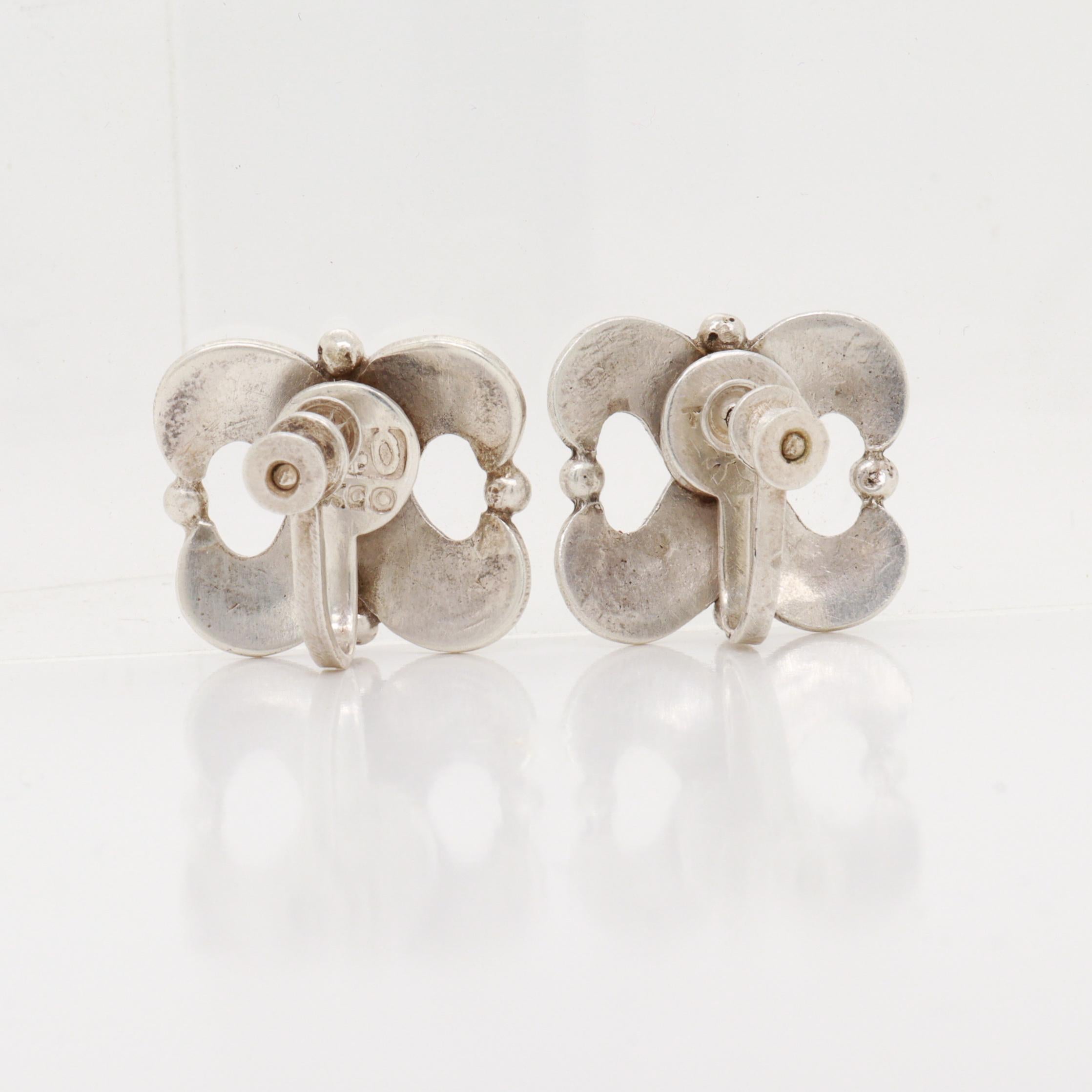 Signed Hector Aguilar Mexican Mid-Century Sterling Silver Screwback Earrings For Sale 3