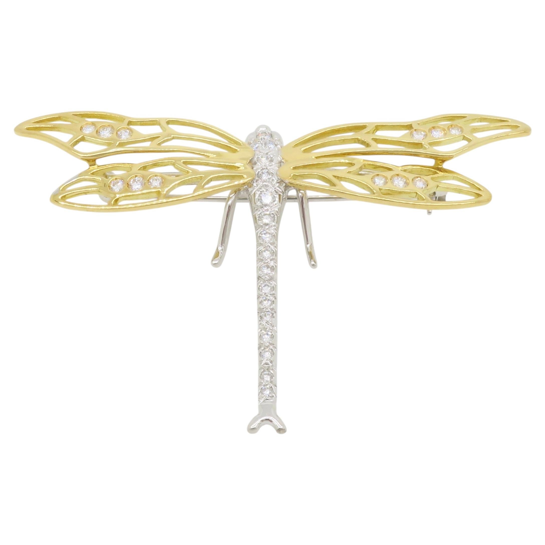 Spilla a forma di libellula con diamante firmata Henry Dankner