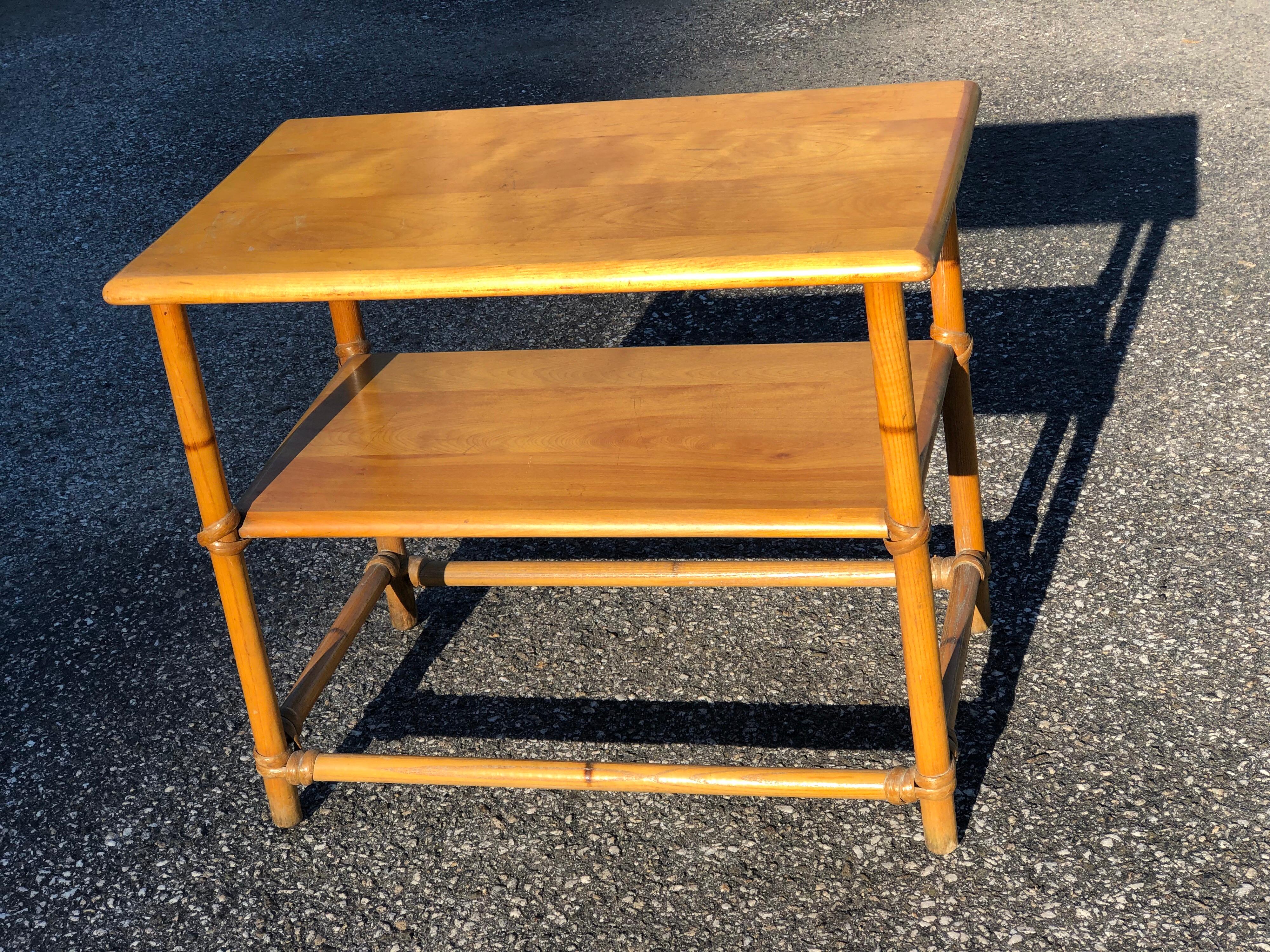 Signed Heywood Wakefield Side Table In Fair Condition In Redding, CT