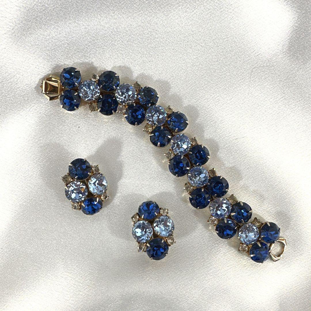 Women's or Men's Signed Hobe Vintage Cobalt Blue and Light Blue Glass Bracelet and Earrings Set For Sale