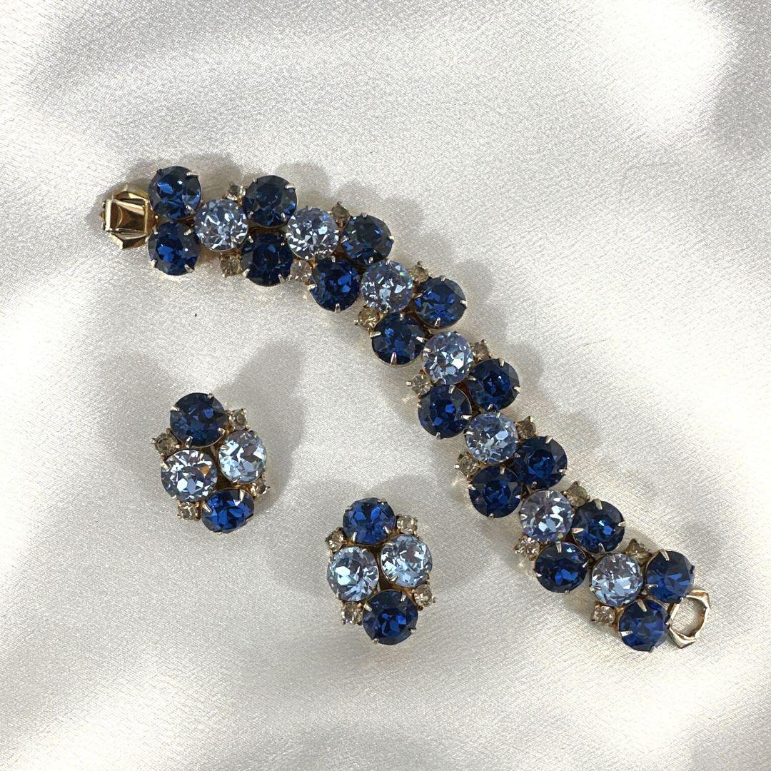 Signed Hobe Vintage Cobalt Blue and Light Blue Glass Bracelet and Earrings Set For Sale 1