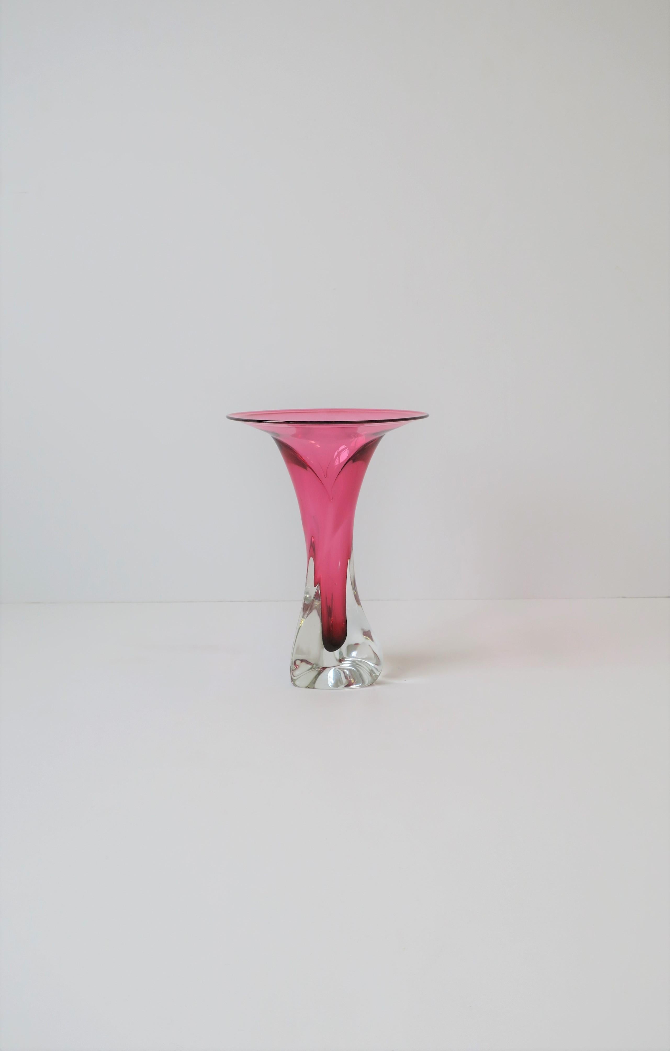 hot pink vase