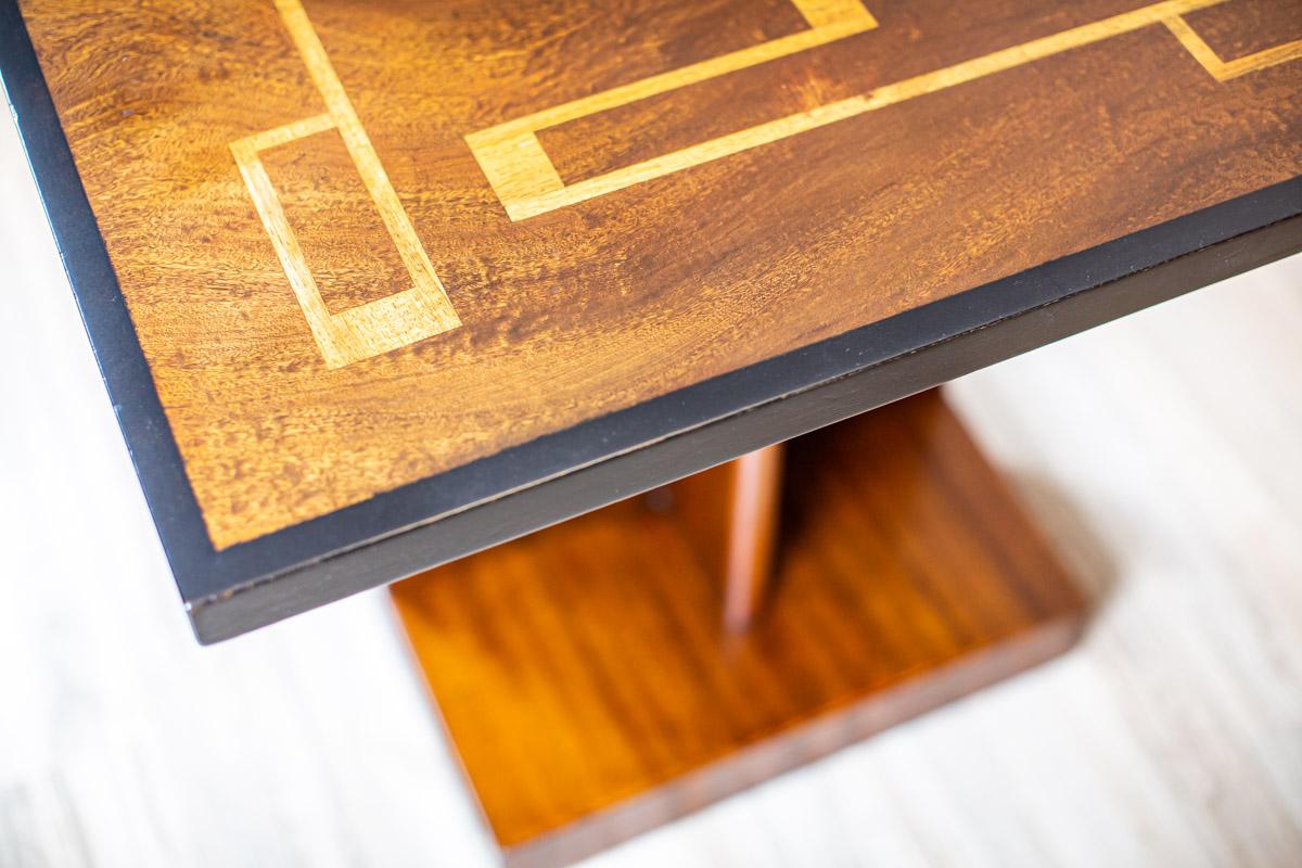 Signed Inlaid Art Deco Poker Table in Light Brown from the 1930s 2