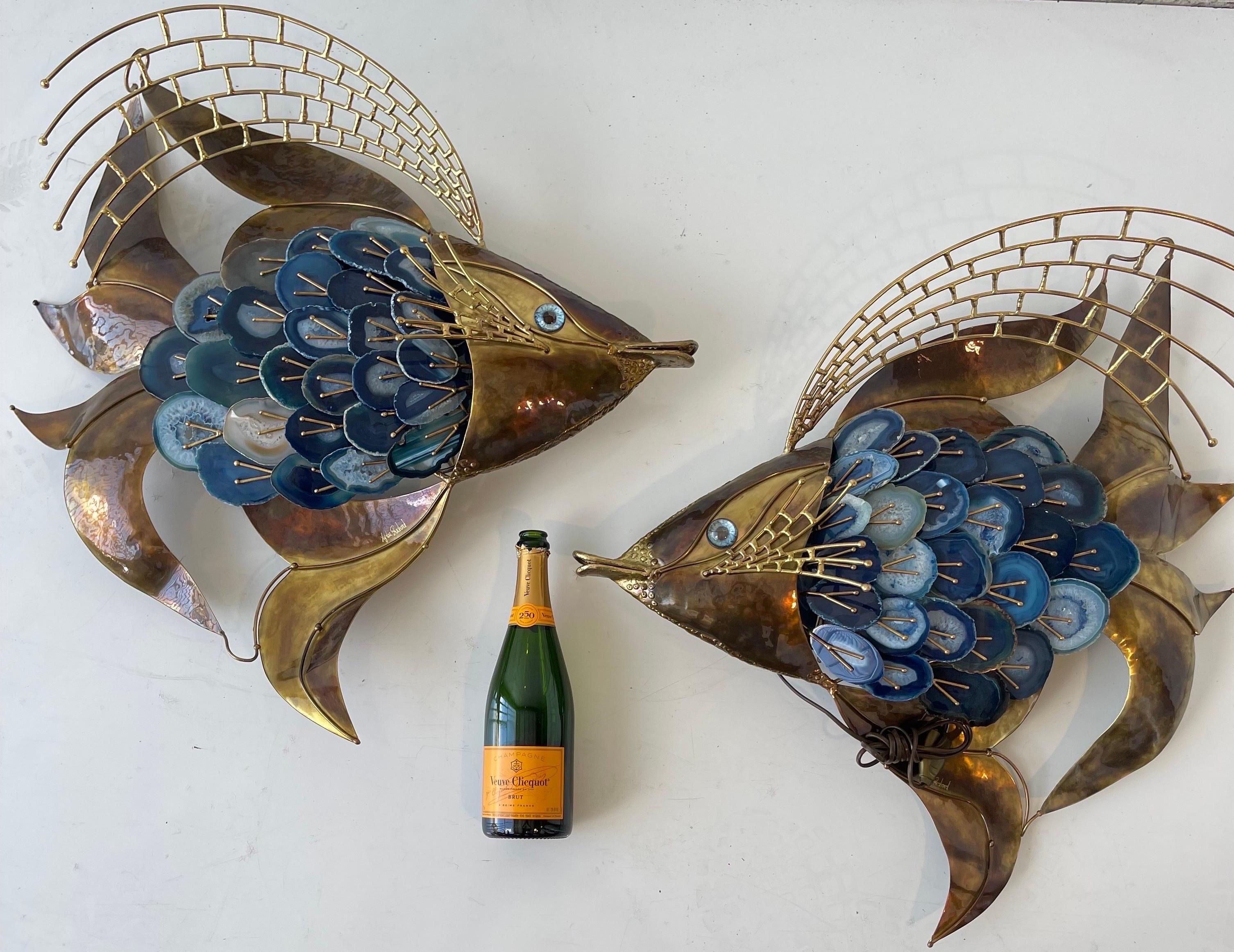 Signed Isabelle & Richard Faure Pair of Agate and Brass Fish Sconces For Sale 2