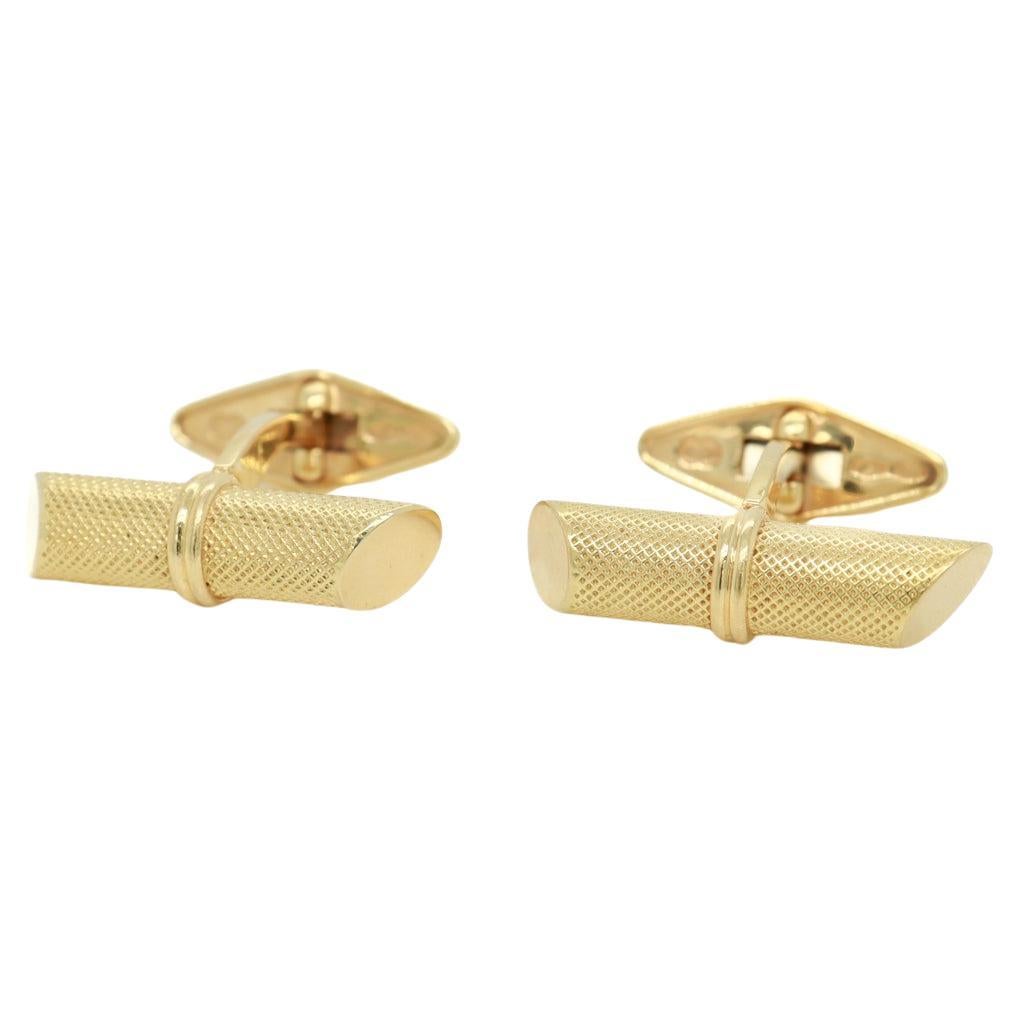 Signed Italian 18K Gold Engine Turned Bar Cufflinks by Unoaerre For Sale