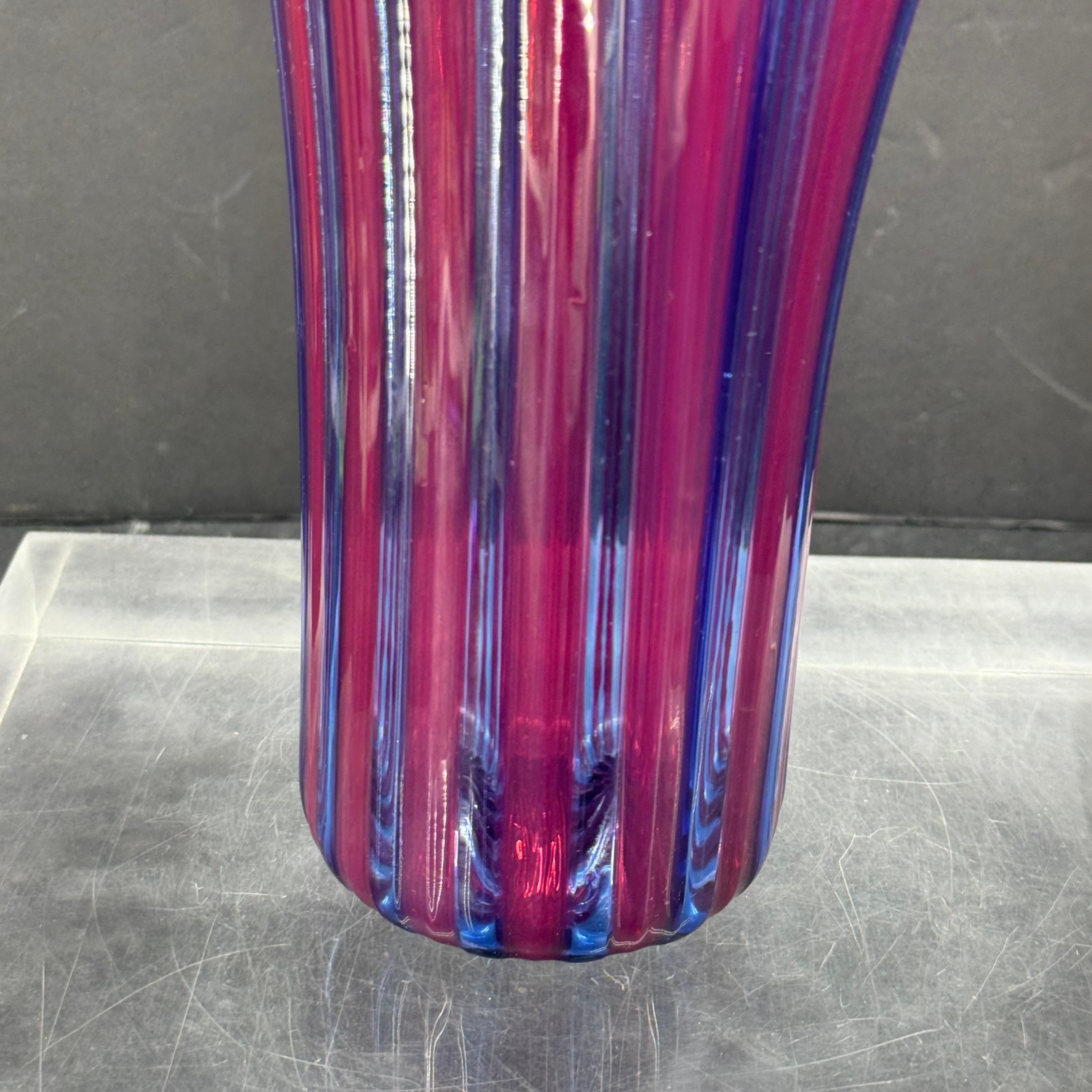 Signed Italian Murano Art Glass Vase, Mid-Century Modern For Sale 4