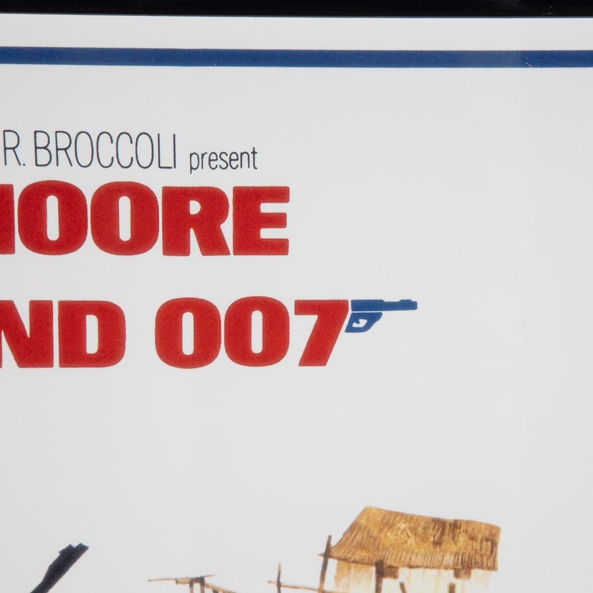 Signiert James Bond „Man With The Golden Gun“ Später Druck 1