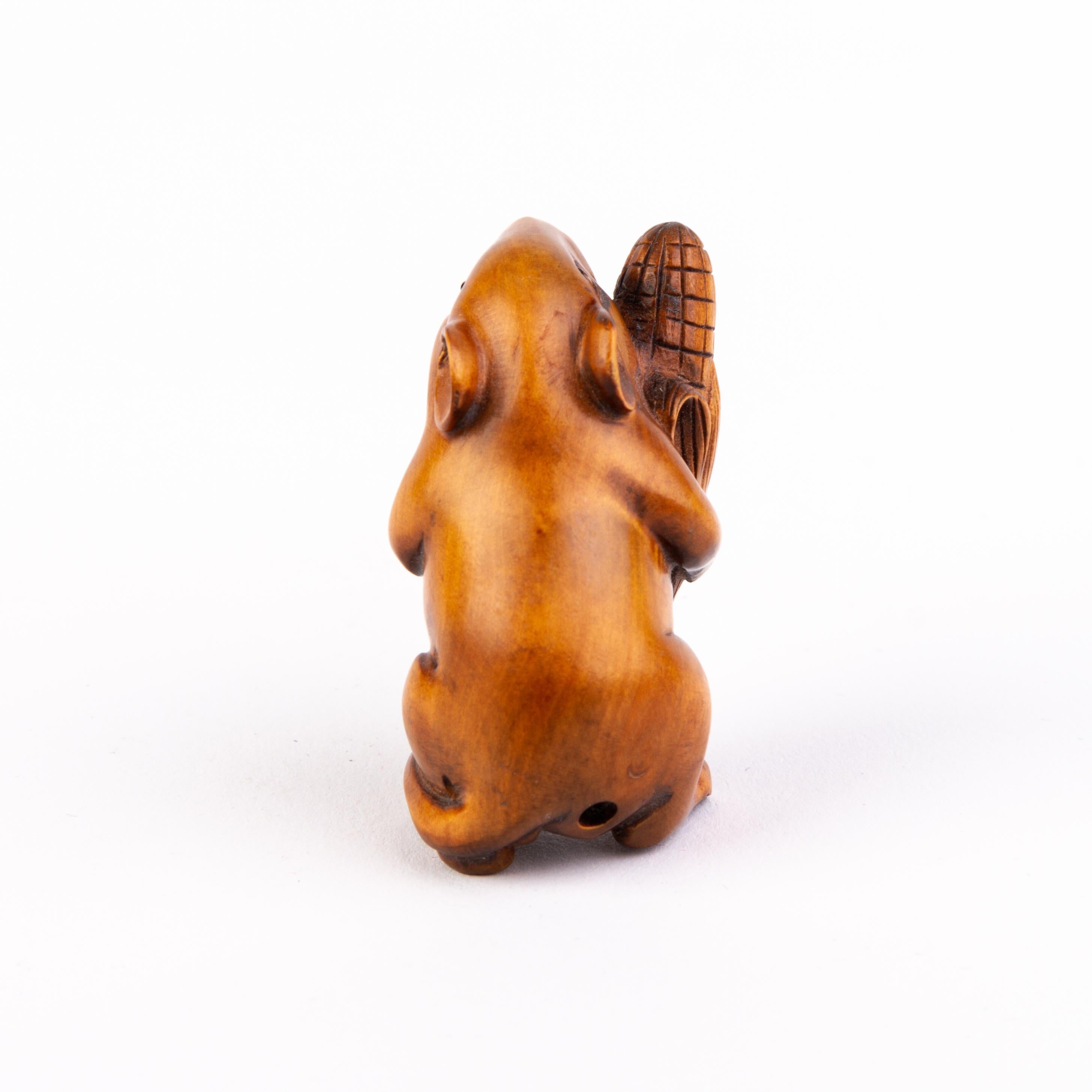 Signed Japanese Boxwood Netsuke Inro of a Field Mouse  In Good Condition For Sale In Nottingham, GB