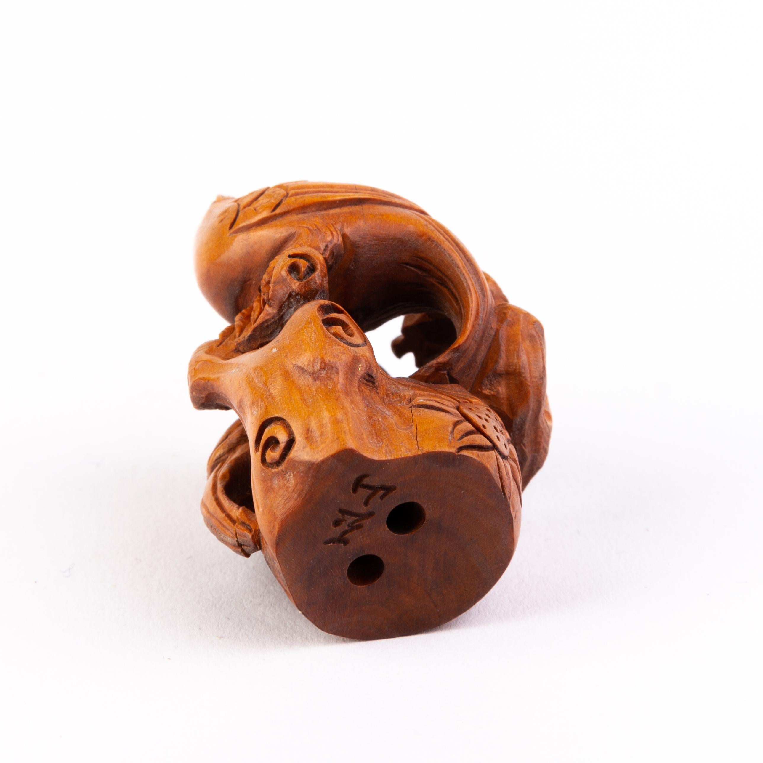 Signed Japanese Boxwood Netsuke Inro of Birds 1