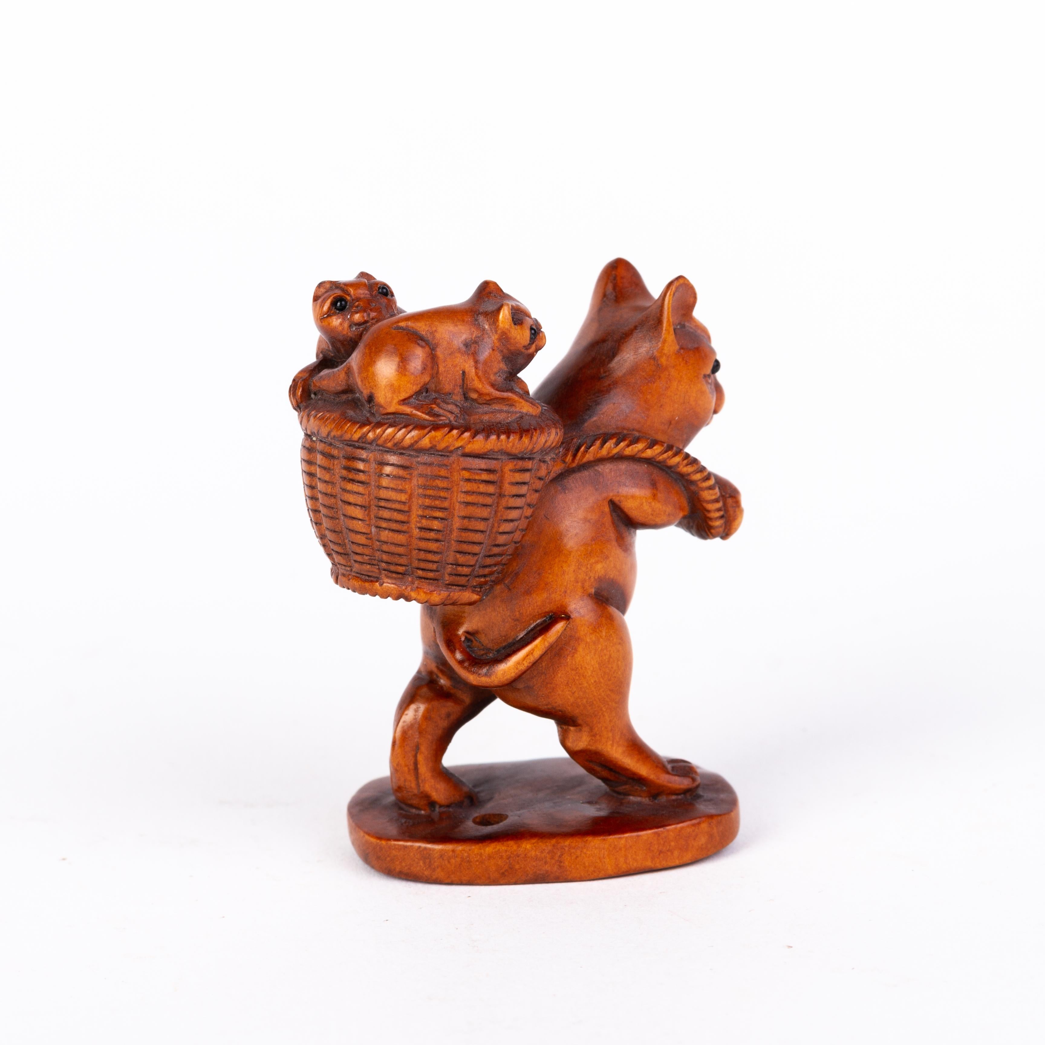 boxwood carving cat