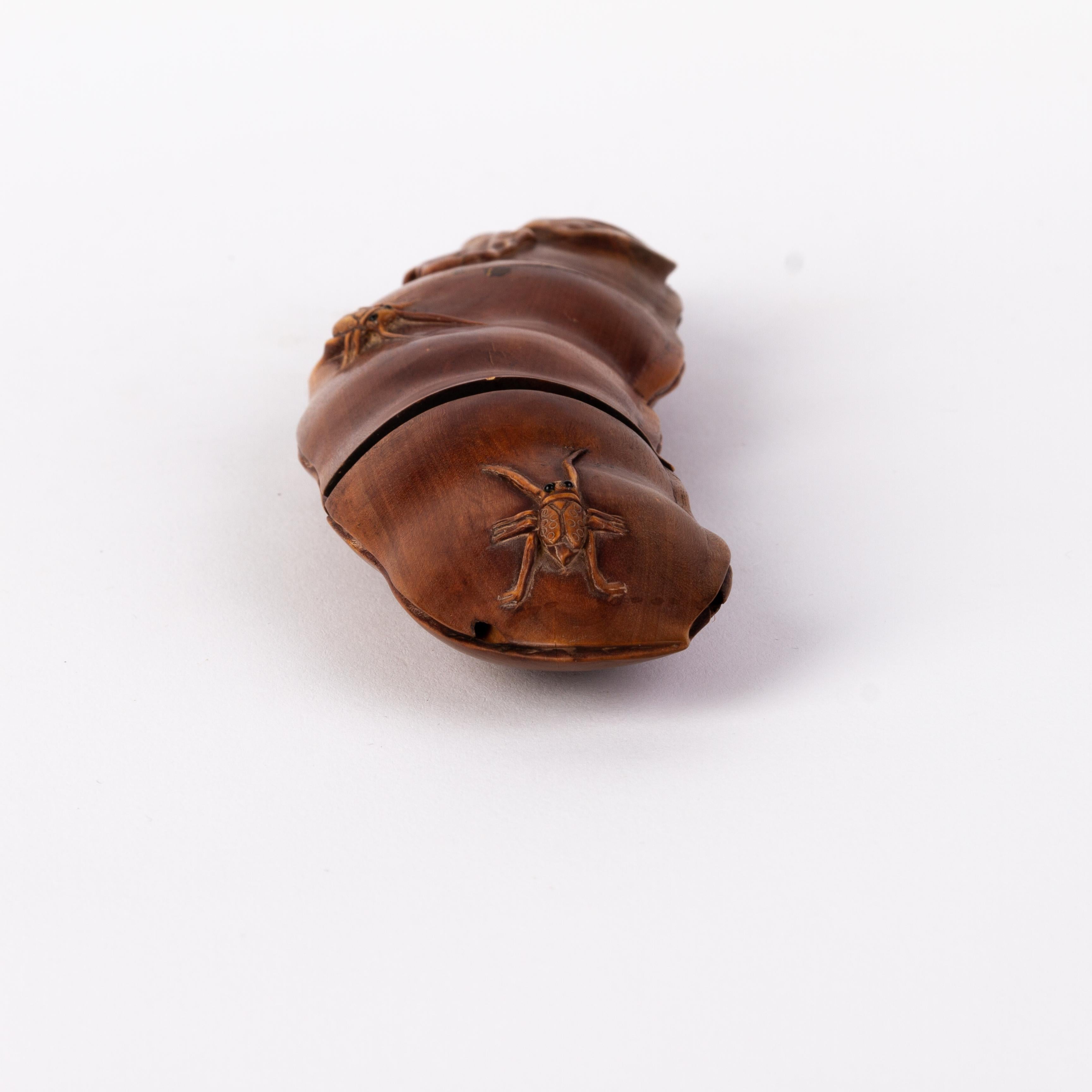 Hand-Carved Signed Japanese Carved Boxwood Peas with Insects Inro Ojime with Netsuke For Sale