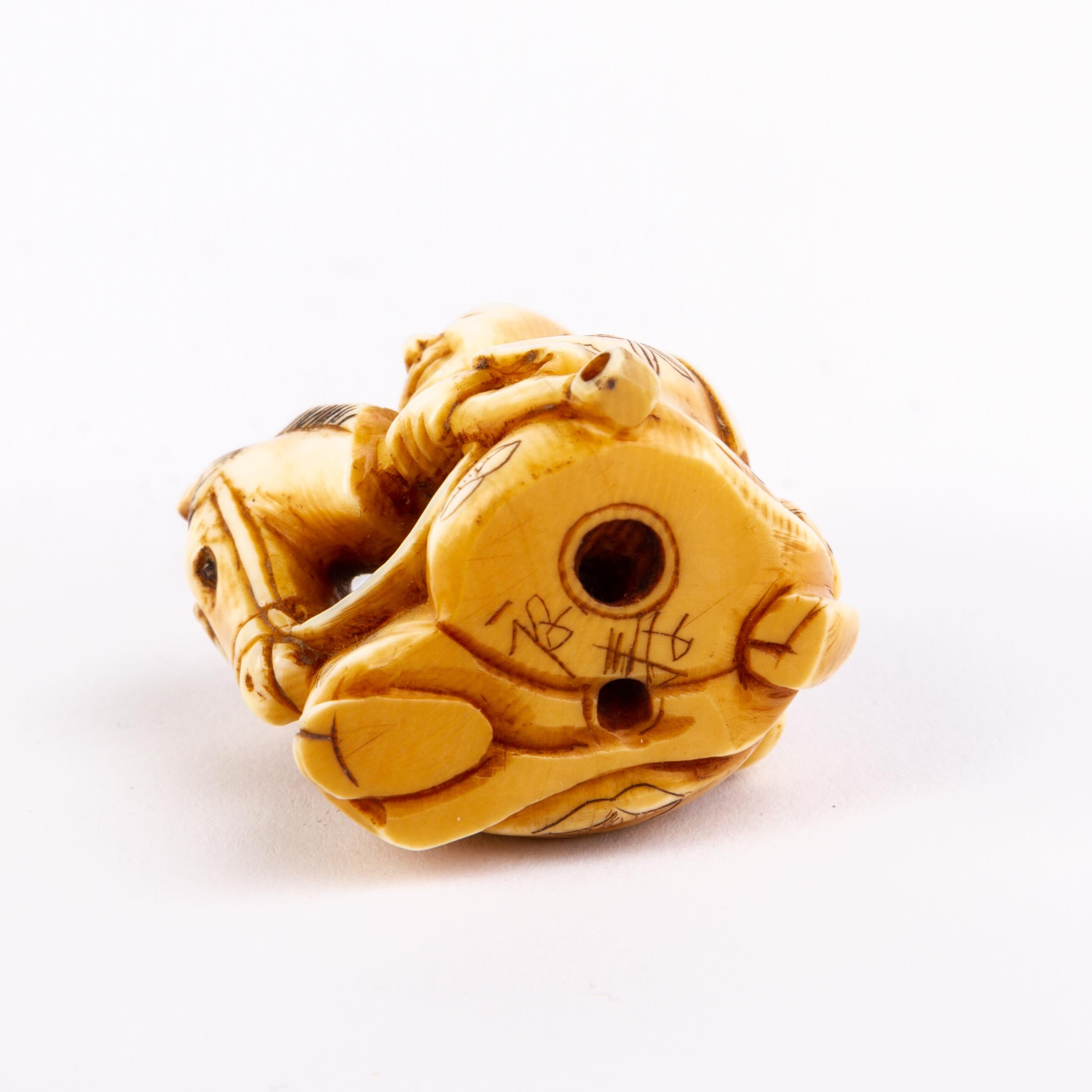 19th Century Signed Japanese Carved Edo Netsuke Inro