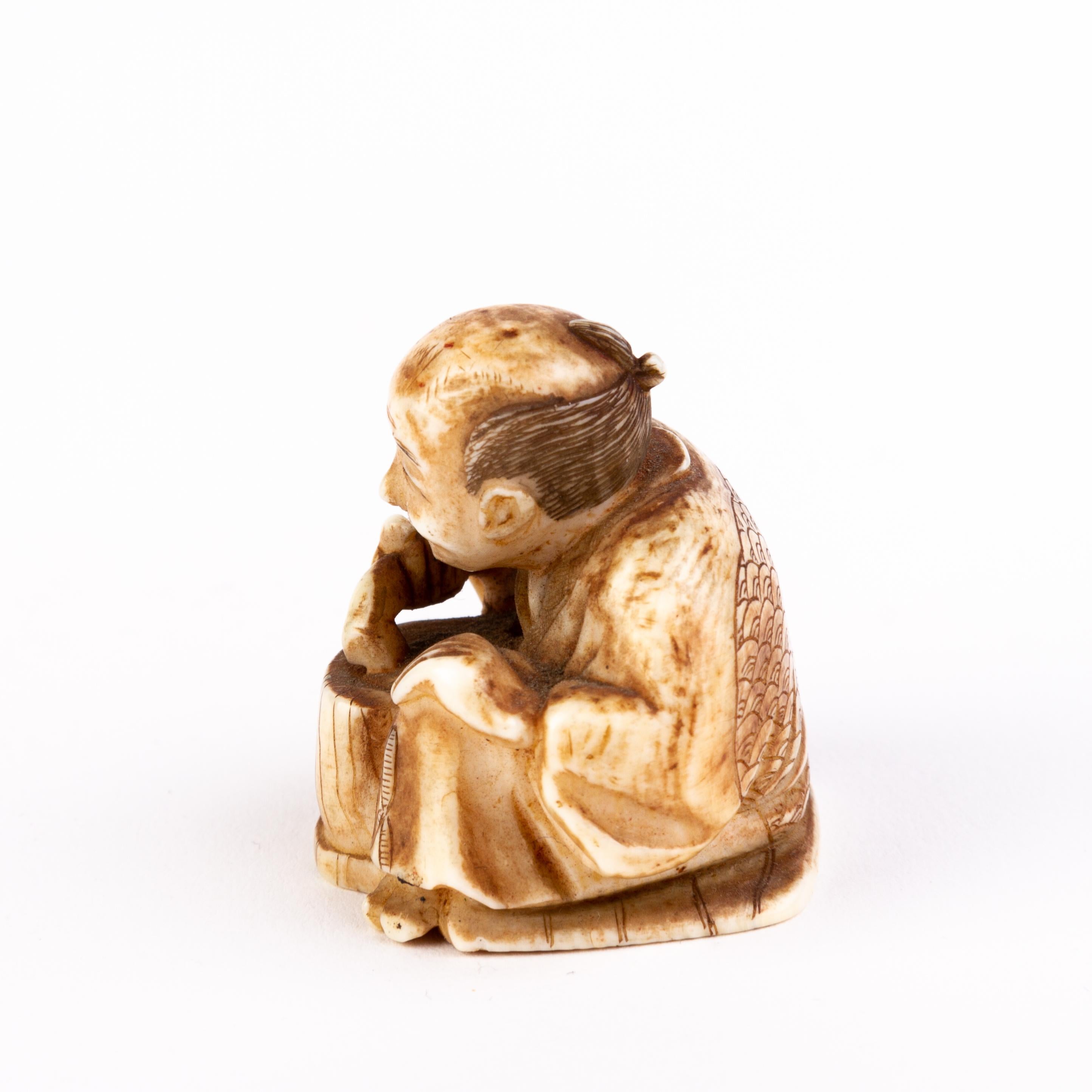19th Century Signed Japanese Carved Netsuke Inro Man Cooking For Sale