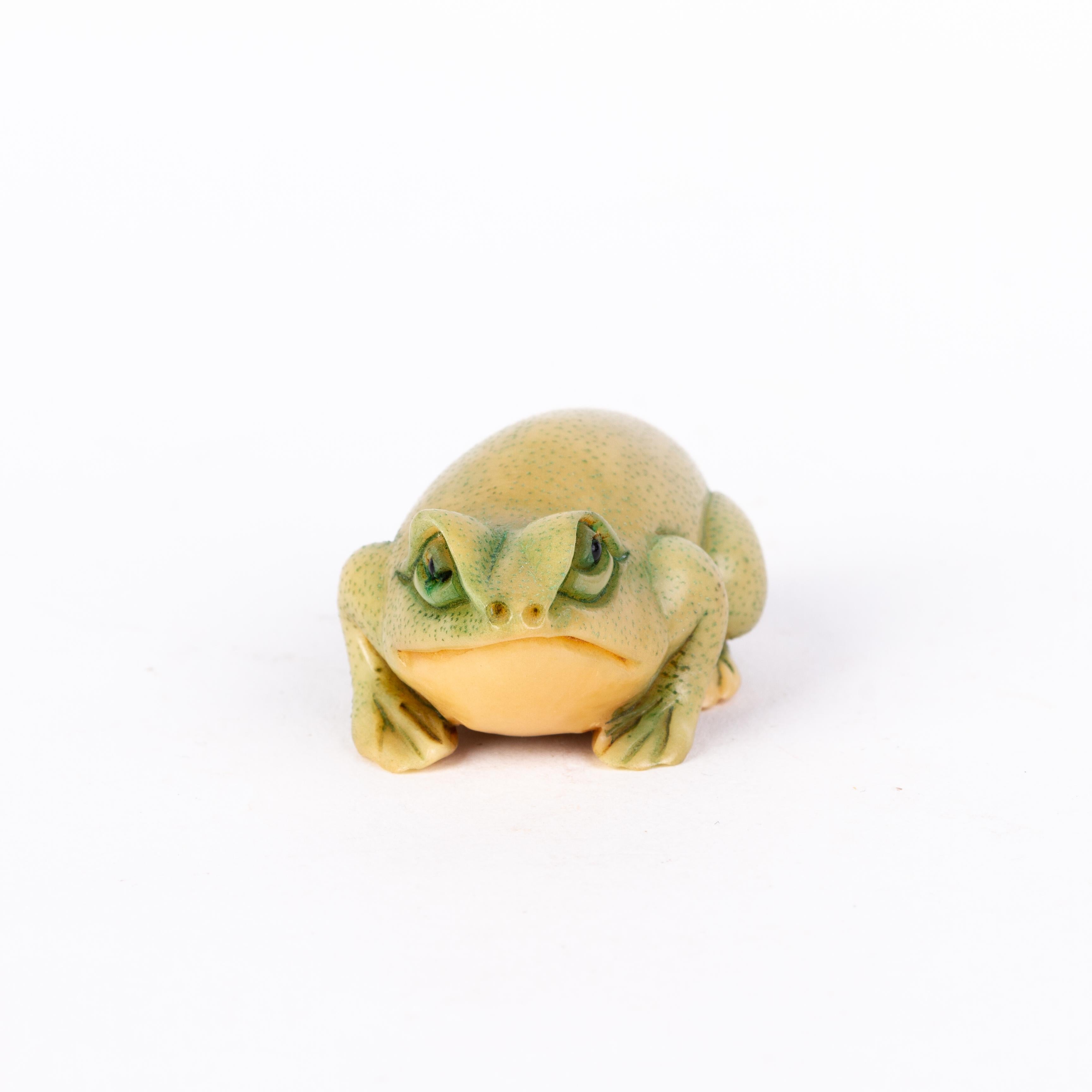 Japanese Carved tagua nut Netsuke Inro Ojime
Good condition
From a private collection.
Free international shipping.