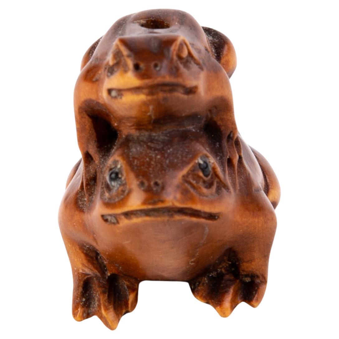 In good condition
From a private collection
Free international shipping
Signed Japanese Carved Wood Netsuke Inro Frogs