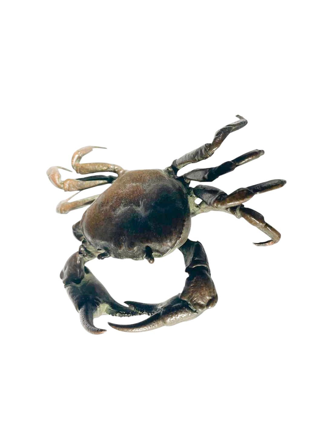 Signed Japanese Meiji Period Bronze Crab (E) Okimono For Sale 3