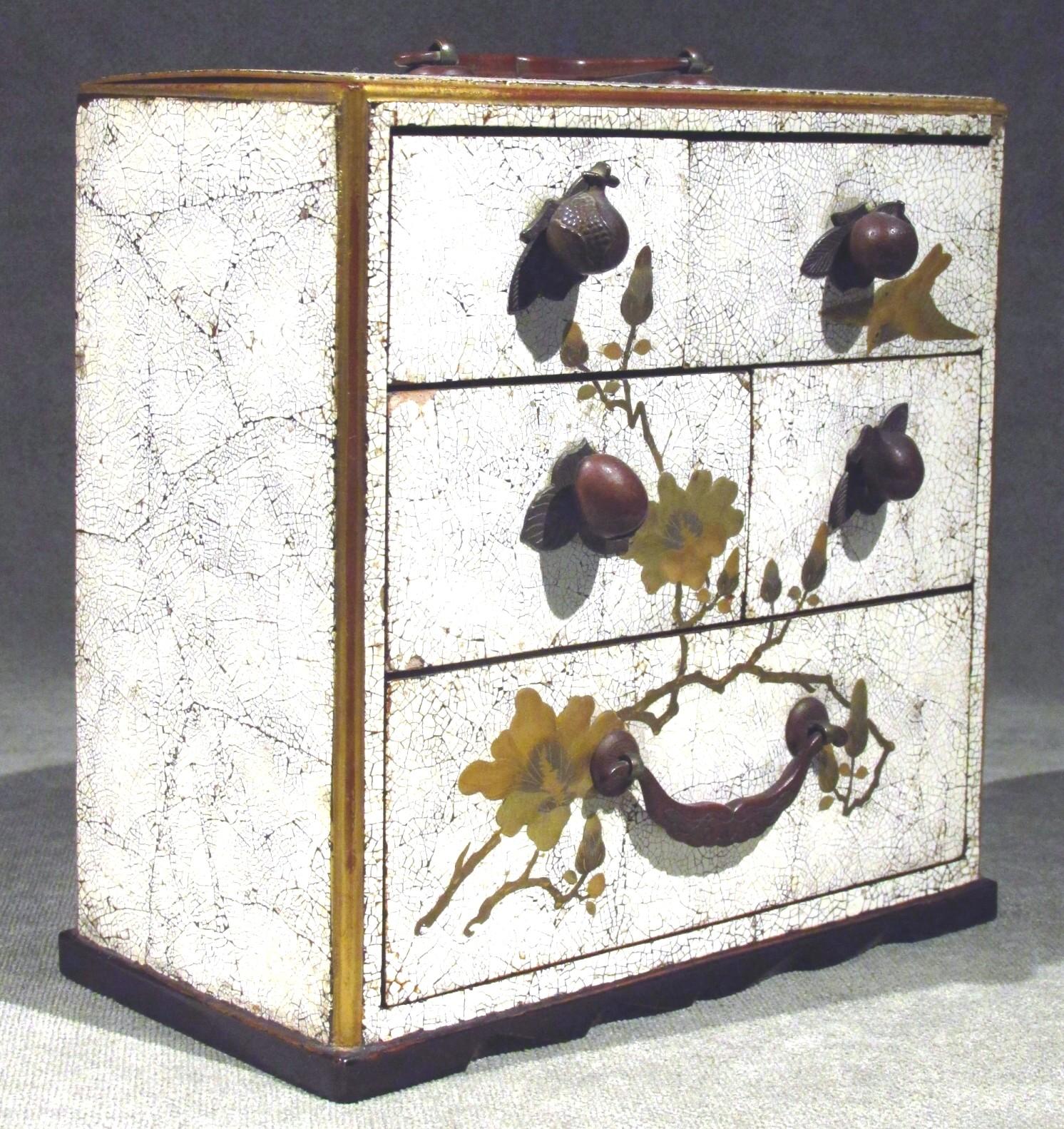 Hand-Painted Signed Japanese White Lacquer and Maki-E Lacquer Tansu, Meiji Period For Sale