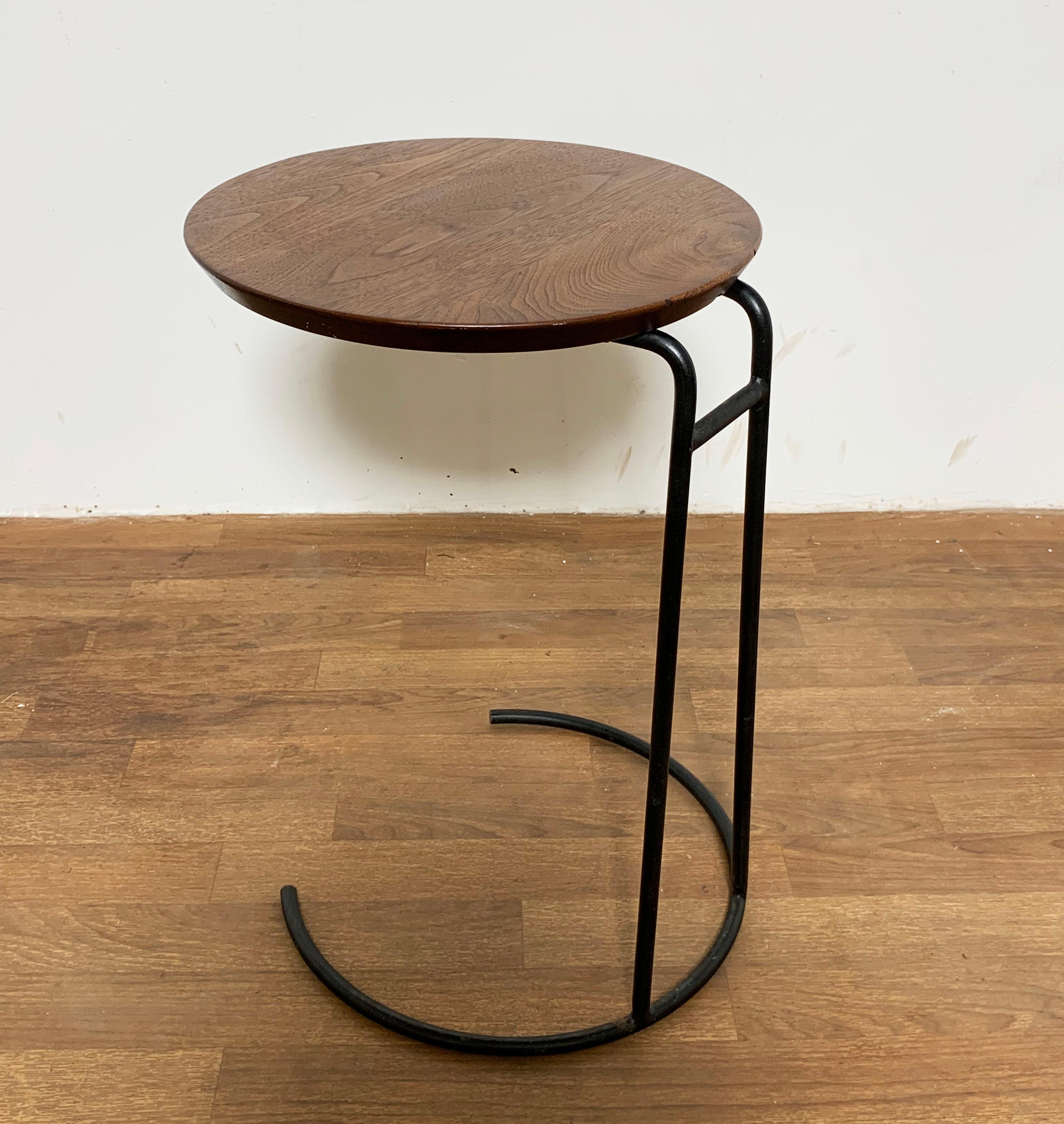American Signed Jens Risom T710 Side Table in Walnut and Steel circa 1950s