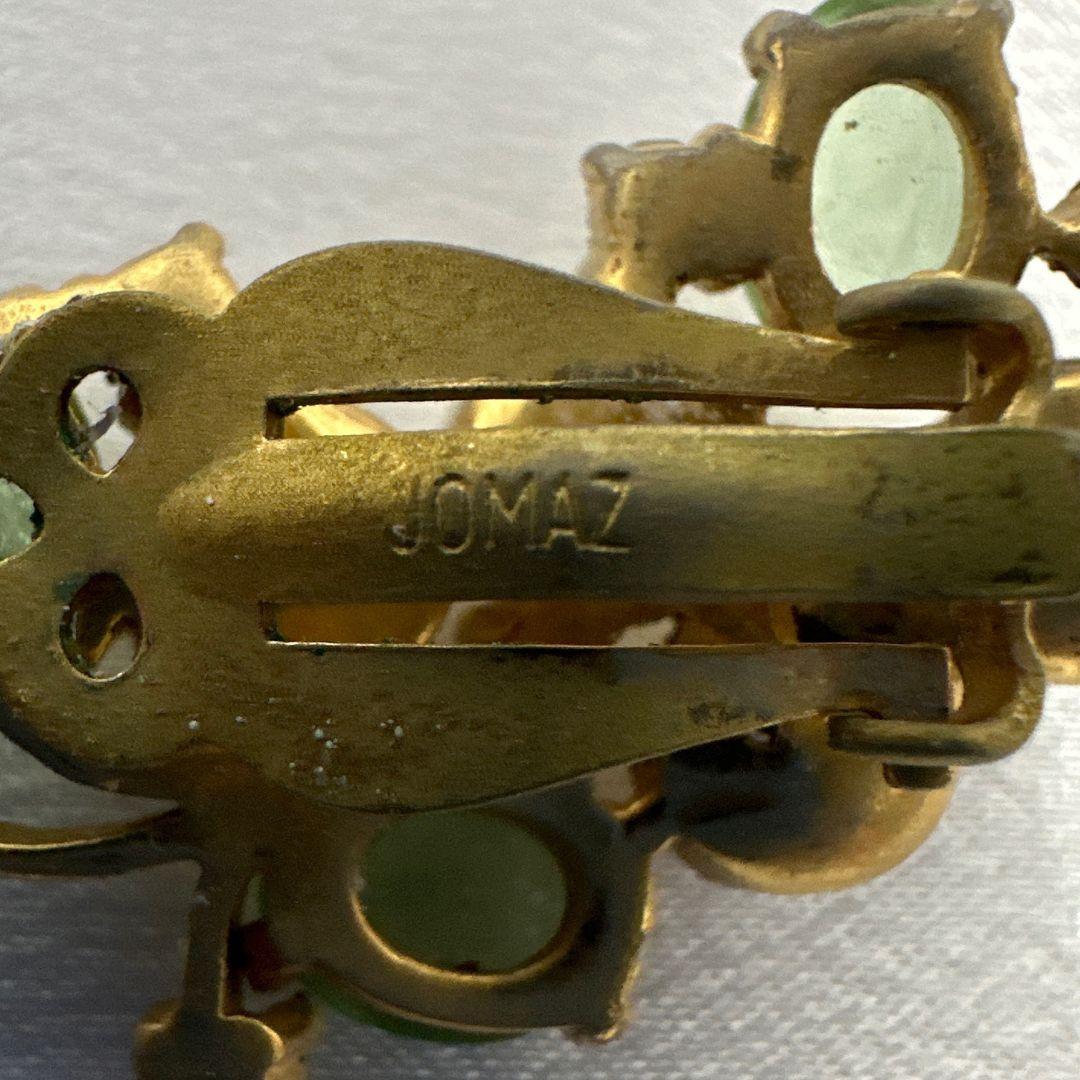De las mujeres Pendientes de moda de clip vintage firmados con perla jomaz y cristal verde en venta