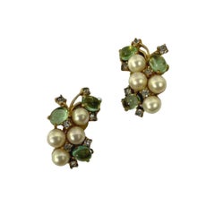 Signed Jomaz Pearl & Green Glass Used Clip on Earrings Fashion Earrings