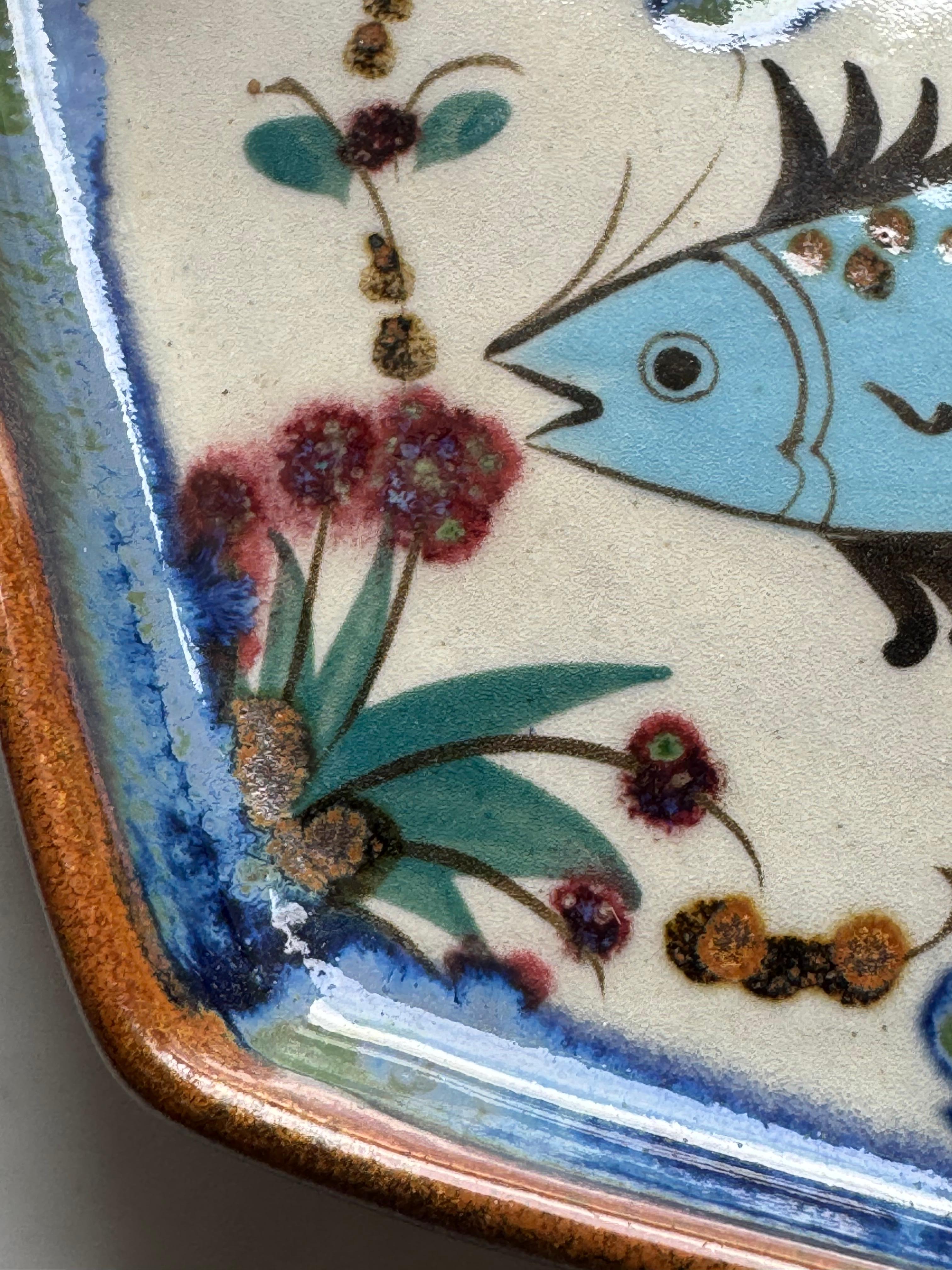 Late 20th Century Signed Ken Edwards Hand Painted Stoneware Dish, Mexico 1970s  For Sale