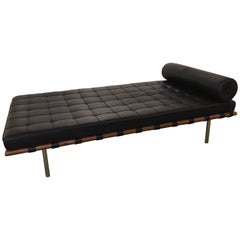 Vintage Signed Knoll Barcelona Black Leather Daybed Day Bed Ludwig Mies van der Rohe