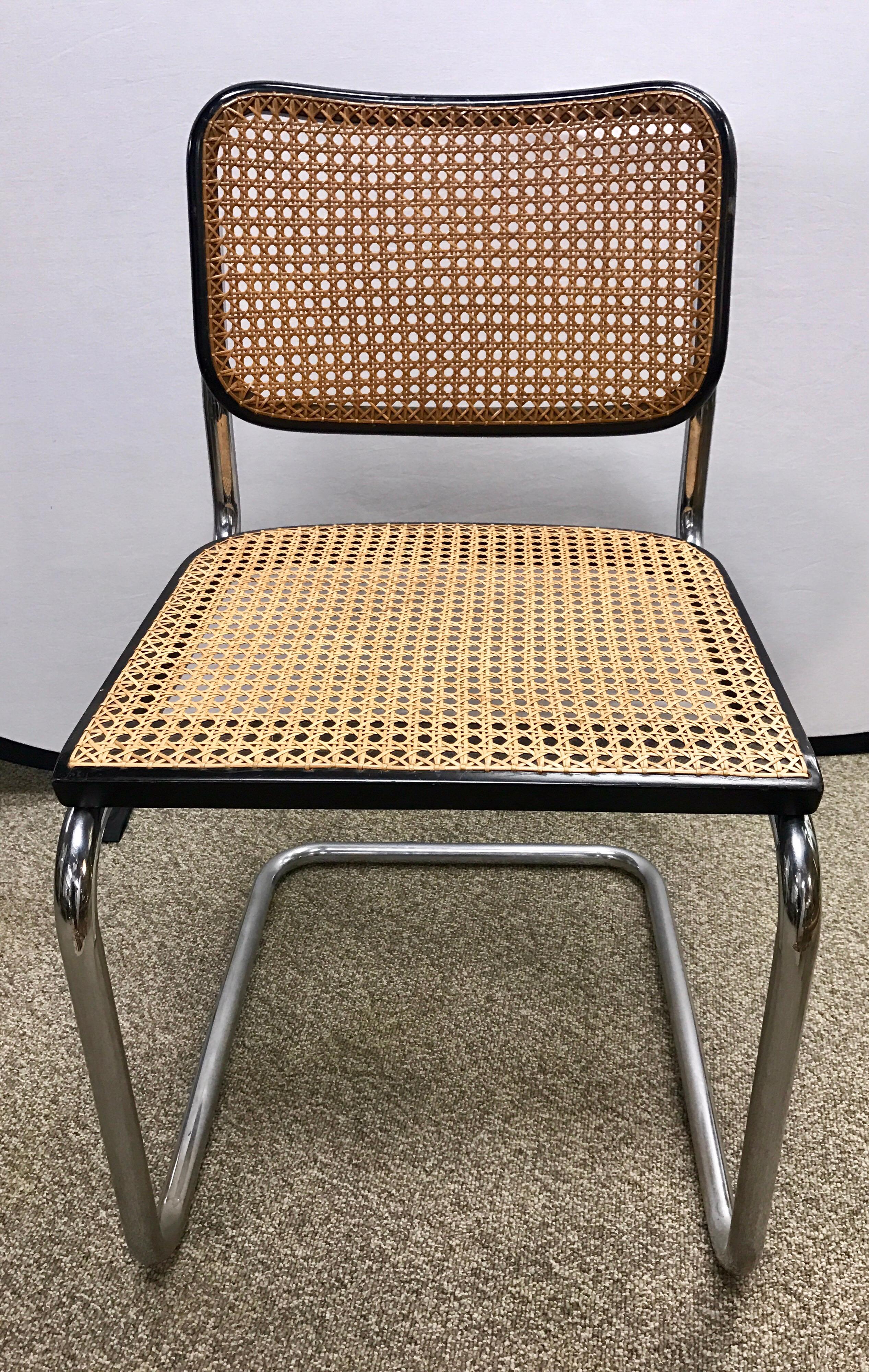 Gorgeous individual signed Knoll dining chair. Chair is hallmarked at bottom.