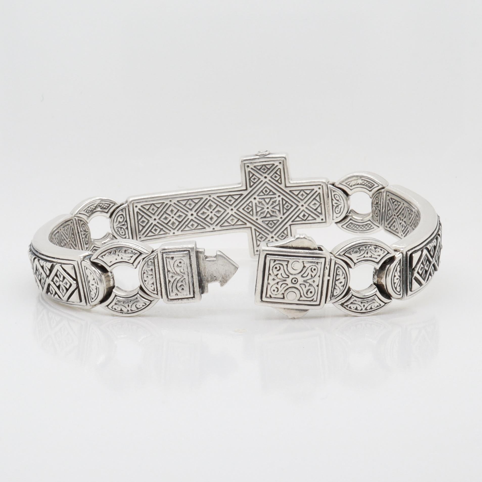 Bracciale firmato Konstantino in argento sterling con croce di sfida in vendita 11