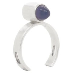 Bague moderne finlandaise Kupittan Kulta en argent sterling et cabochon de calcédoine
