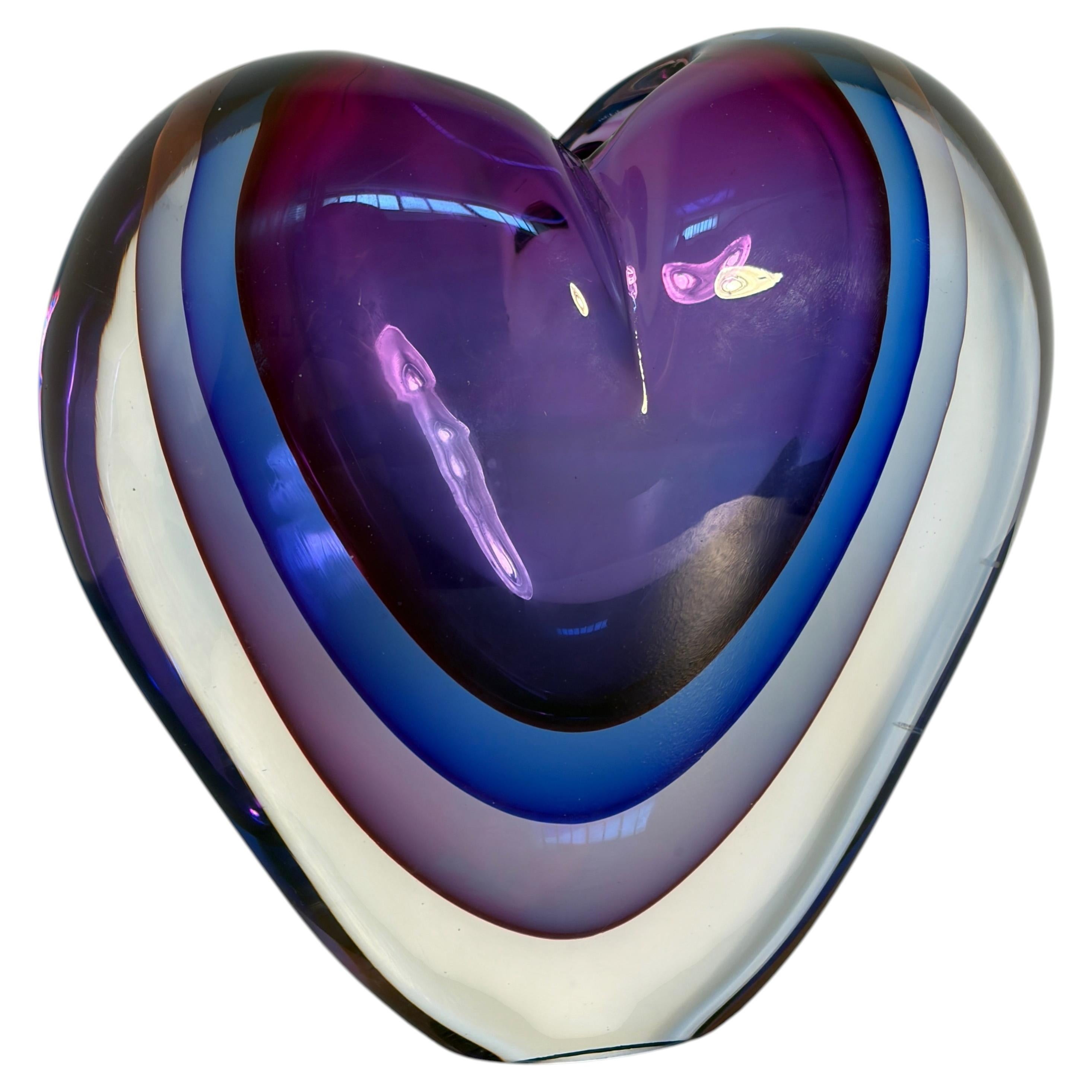 Signierte Kunstglasskulptur „Purple Heart“ von L. Onesto Murano