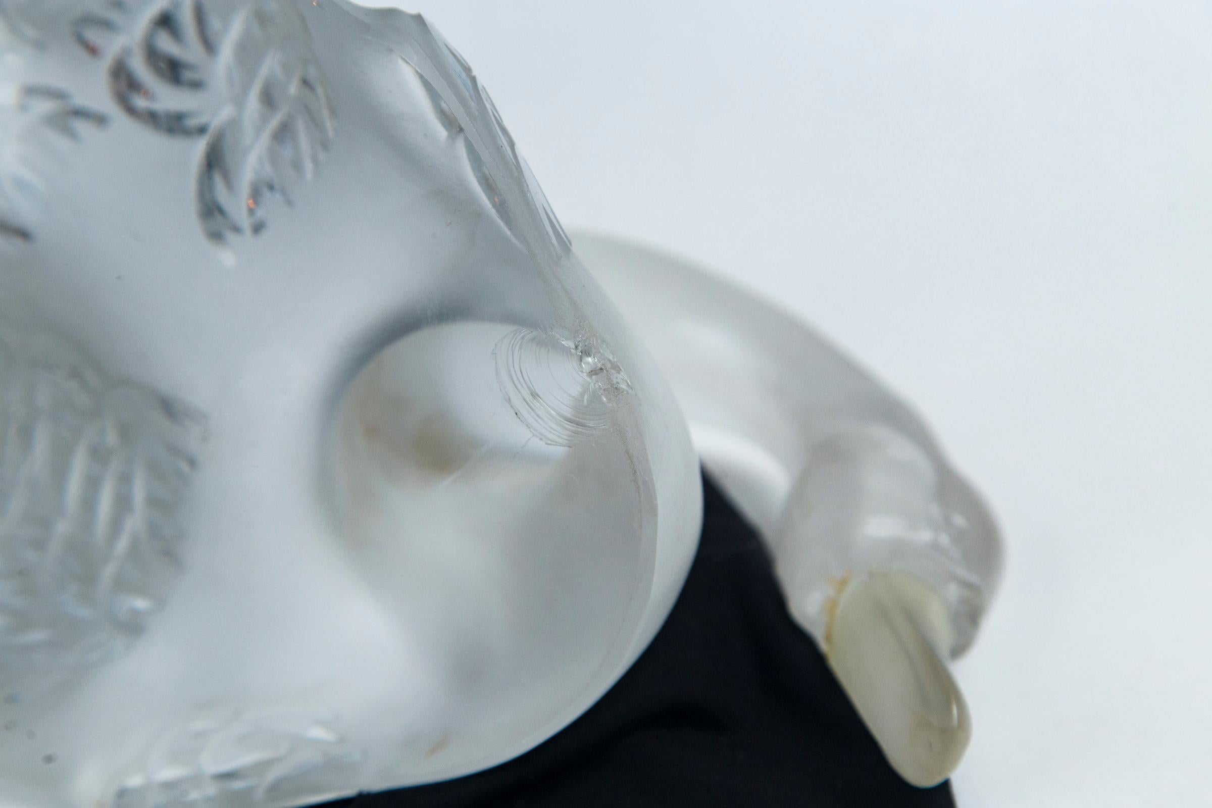 Signed Lalique Swan For Sale 4